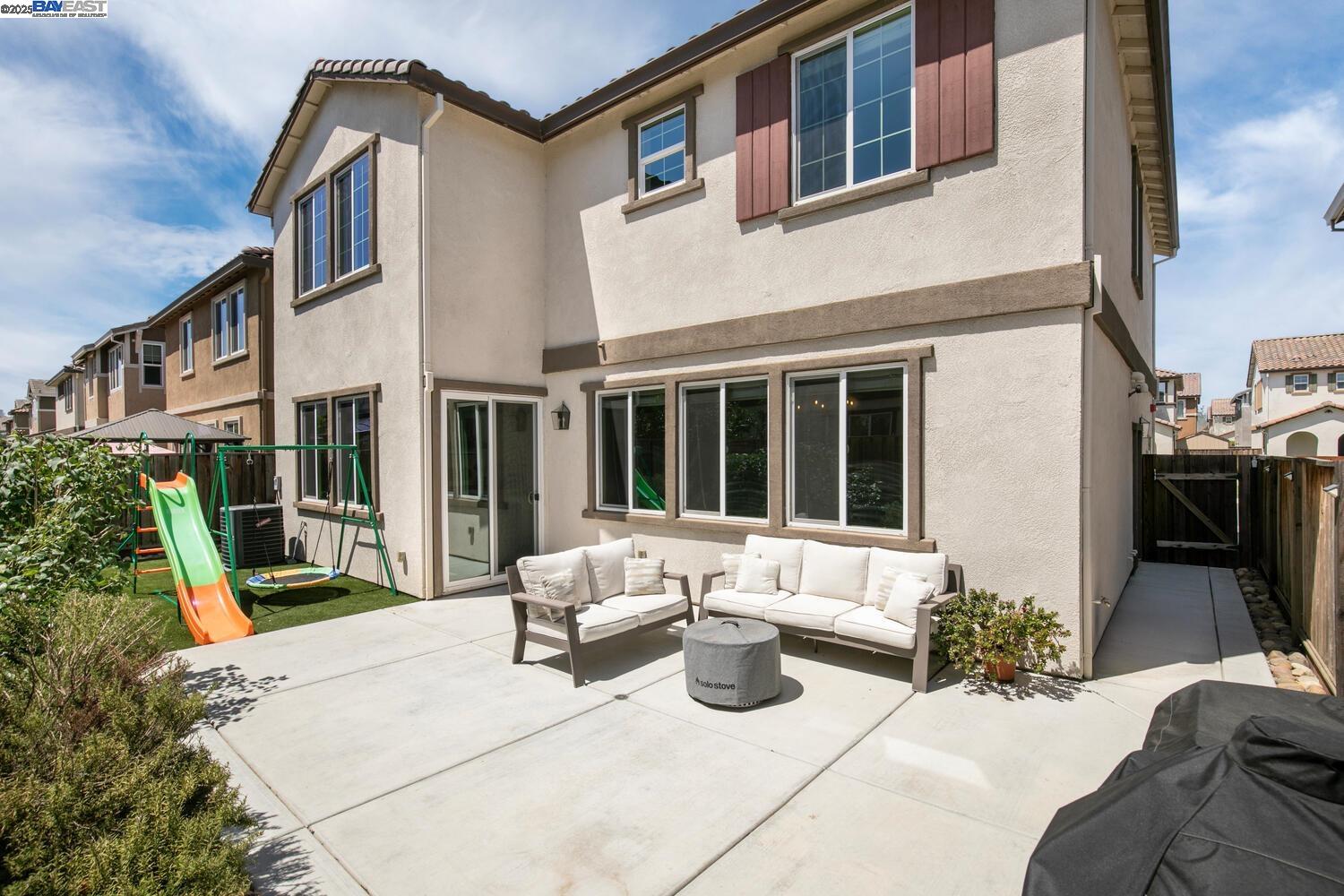 Detail Gallery Image 35 of 52 For 280 Coolcrest Dr., Oakley,  CA 94561-2865 - 4 Beds | 3 Baths