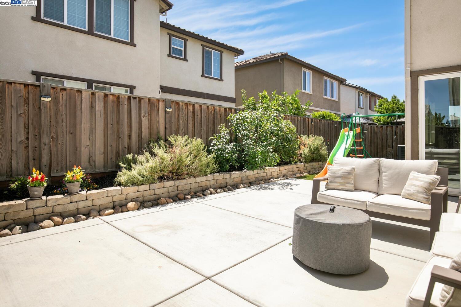 Detail Gallery Image 36 of 52 For 280 Coolcrest Dr., Oakley,  CA 94561-2865 - 4 Beds | 3 Baths