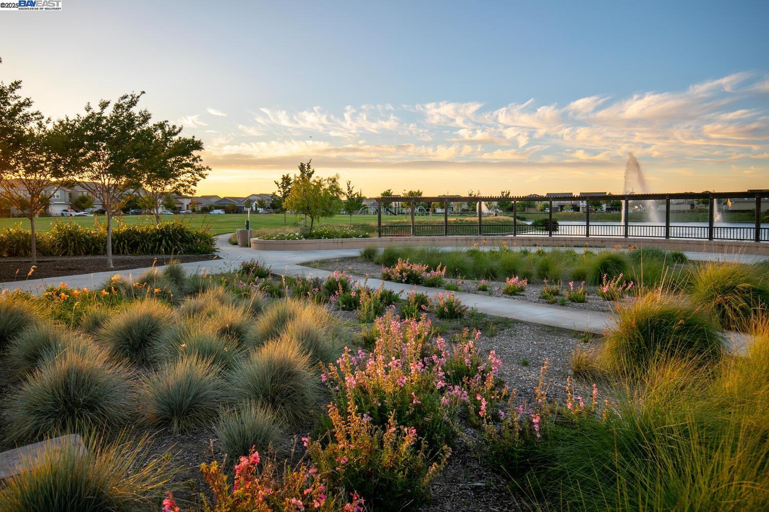 Detail Gallery Image 45 of 52 For 280 Coolcrest Dr., Oakley,  CA 94561-2865 - 4 Beds | 3 Baths