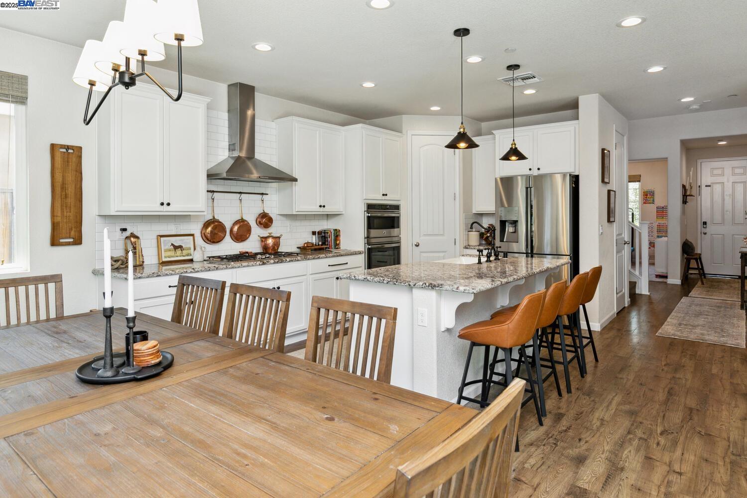 Detail Gallery Image 9 of 52 For 280 Coolcrest Dr., Oakley,  CA 94561-2865 - 4 Beds | 3 Baths