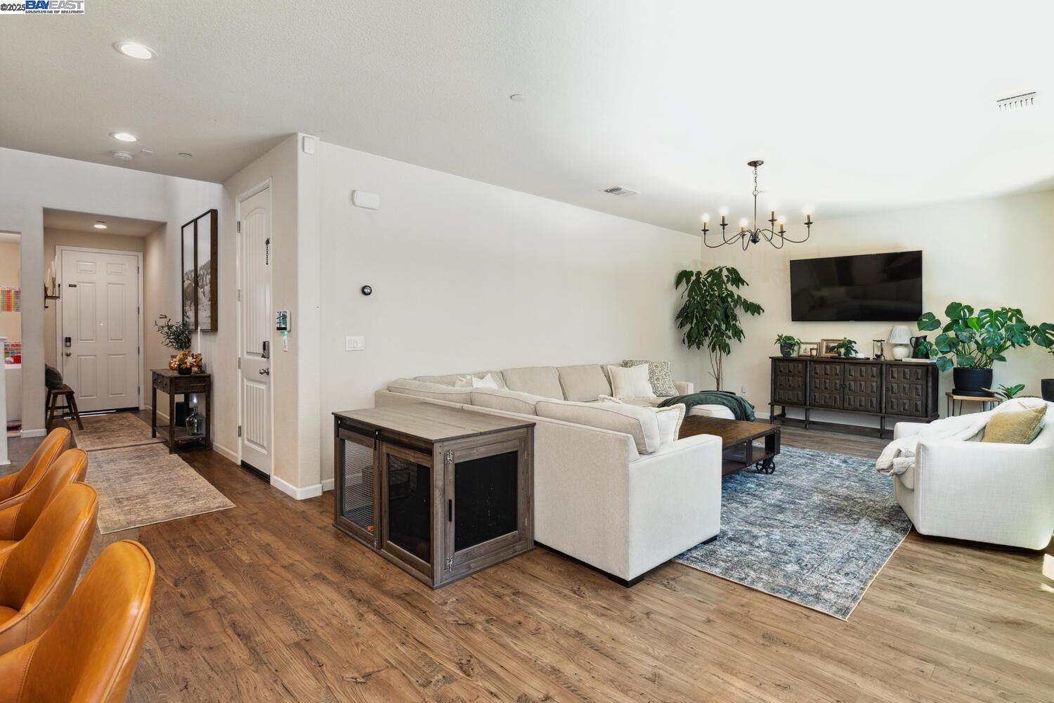 Detail Gallery Image 10 of 52 For 280 Coolcrest Dr., Oakley,  CA 94561-2865 - 4 Beds | 3 Baths