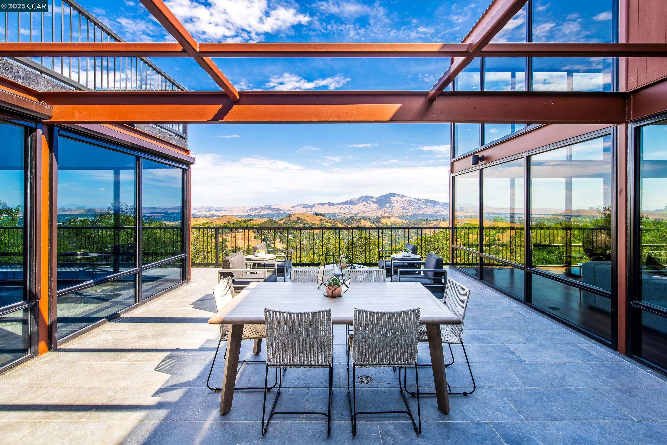 Detail Gallery Image 16 of 55 For 101 Greenbank Drive, Lafayette,  CA 94549 - 8 Beds | 8/1 Baths