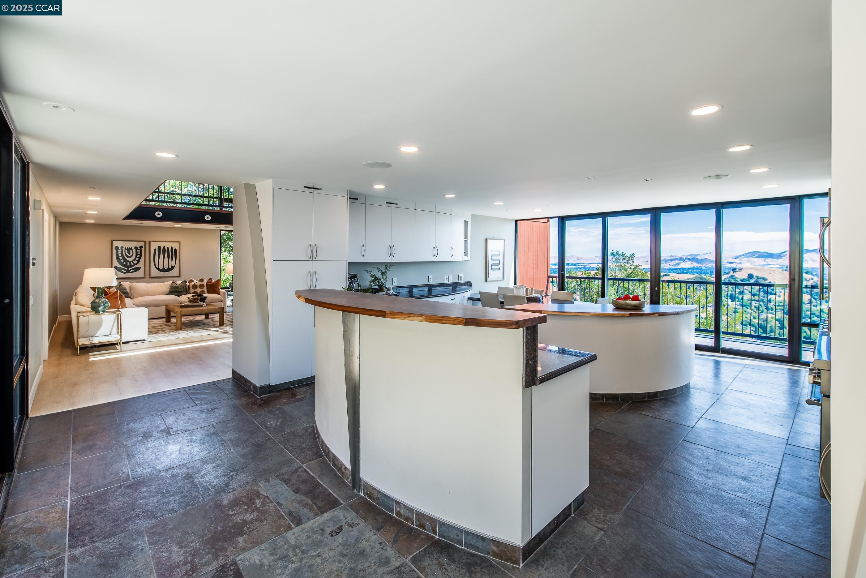 Detail Gallery Image 19 of 55 For 101 Greenbank Drive, Lafayette,  CA 94549 - 8 Beds | 8/1 Baths