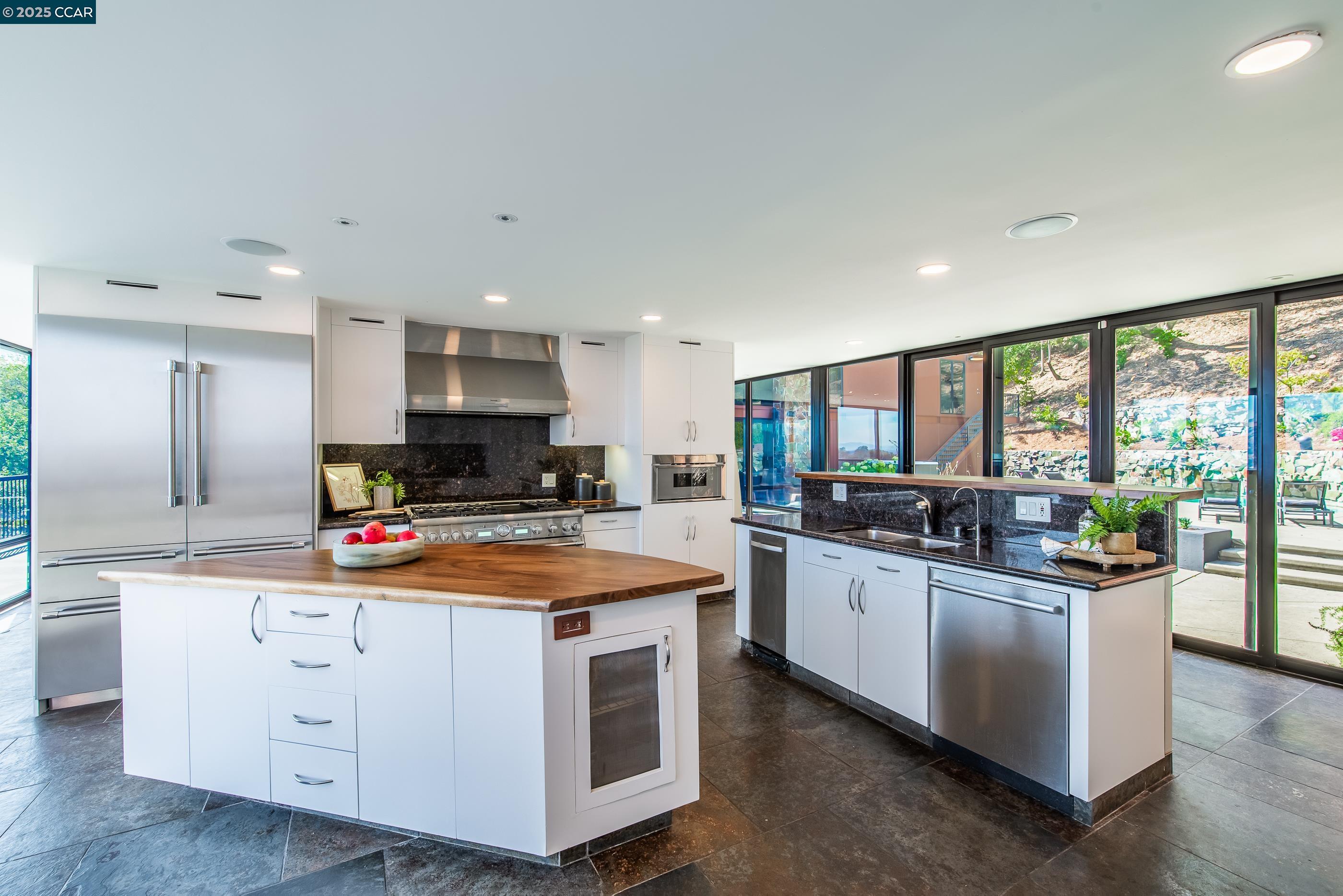 Detail Gallery Image 20 of 55 For 101 Greenbank Drive, Lafayette,  CA 94549 - 8 Beds | 8/1 Baths