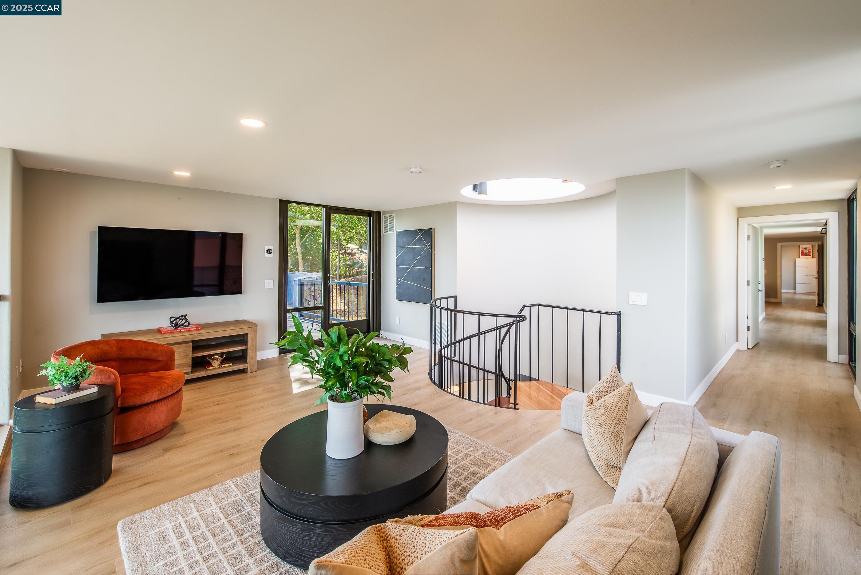 Detail Gallery Image 25 of 55 For 101 Greenbank Drive, Lafayette,  CA 94549 - 8 Beds | 8/1 Baths