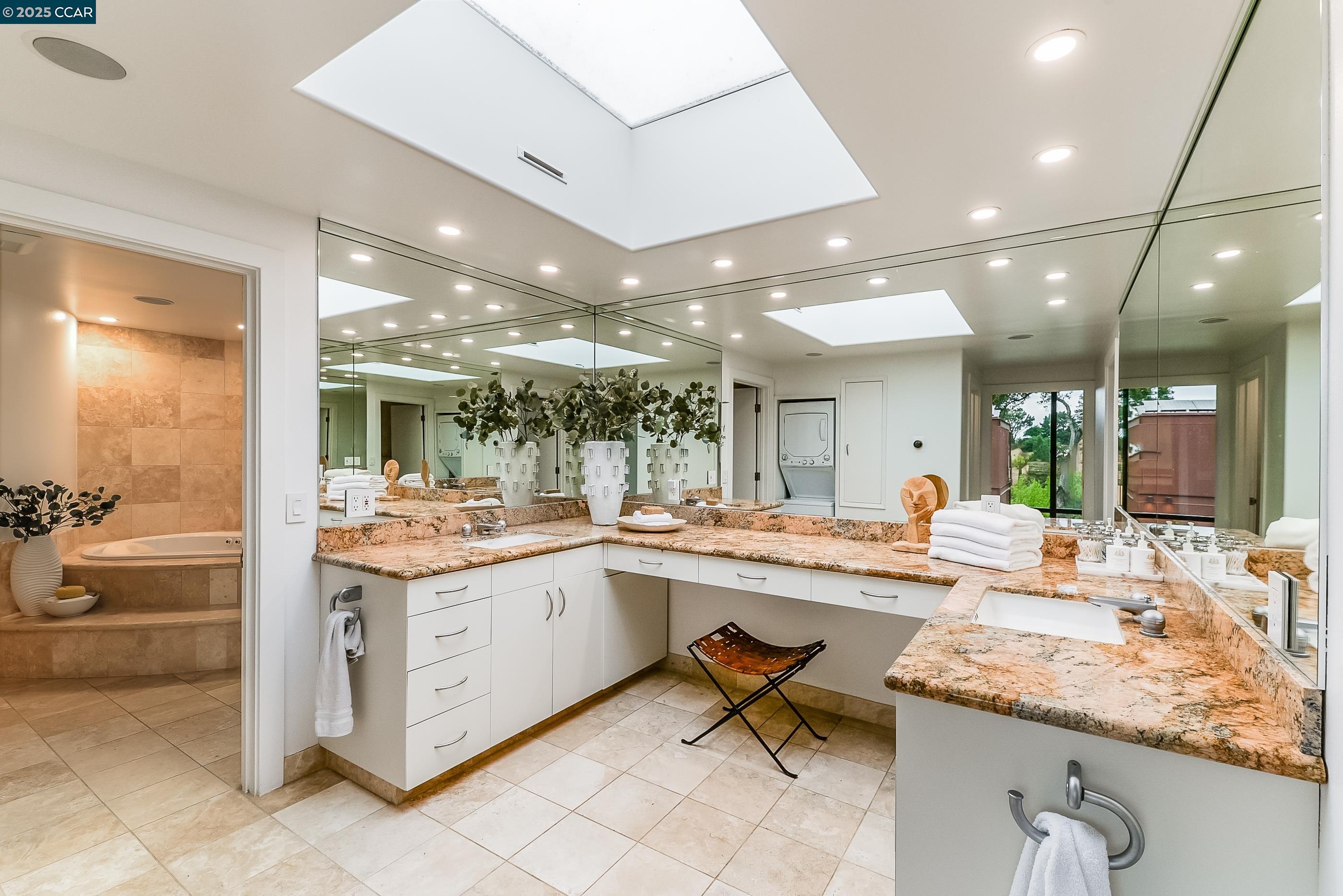 Detail Gallery Image 29 of 55 For 101 Greenbank Drive, Lafayette,  CA 94549 - 8 Beds | 8/1 Baths