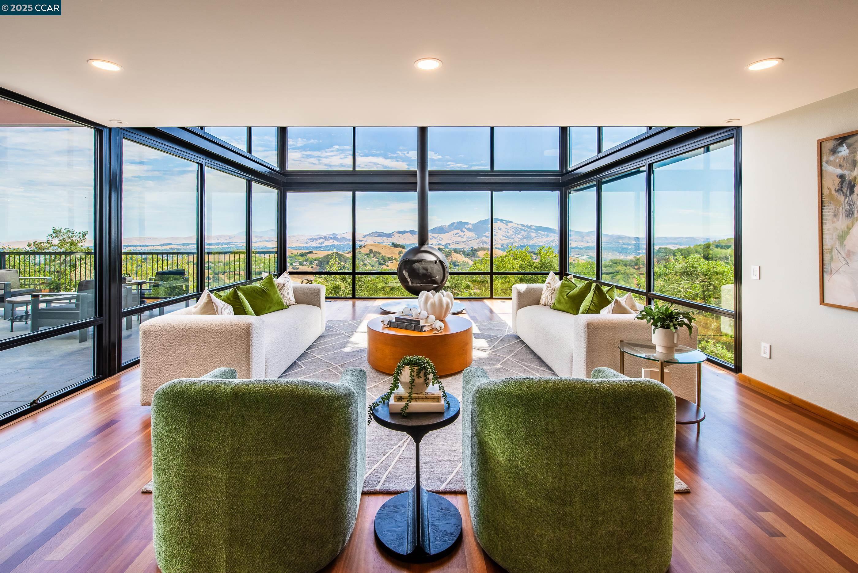 Detail Gallery Image 7 of 55 For 101 Greenbank Drive, Lafayette,  CA 94549 - 8 Beds | 8/1 Baths