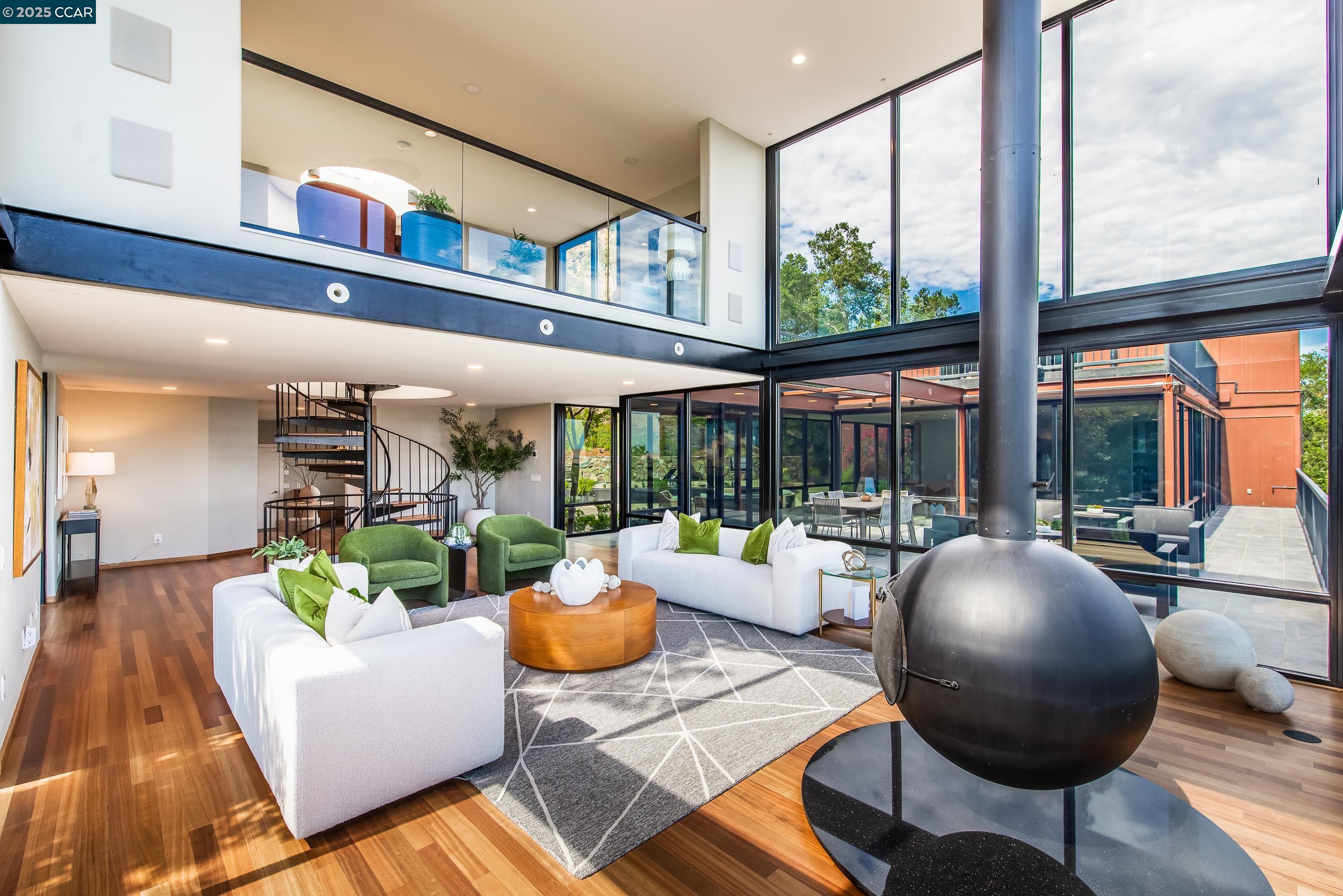 Detail Gallery Image 8 of 55 For 101 Greenbank Drive, Lafayette,  CA 94549 - 8 Beds | 8/1 Baths