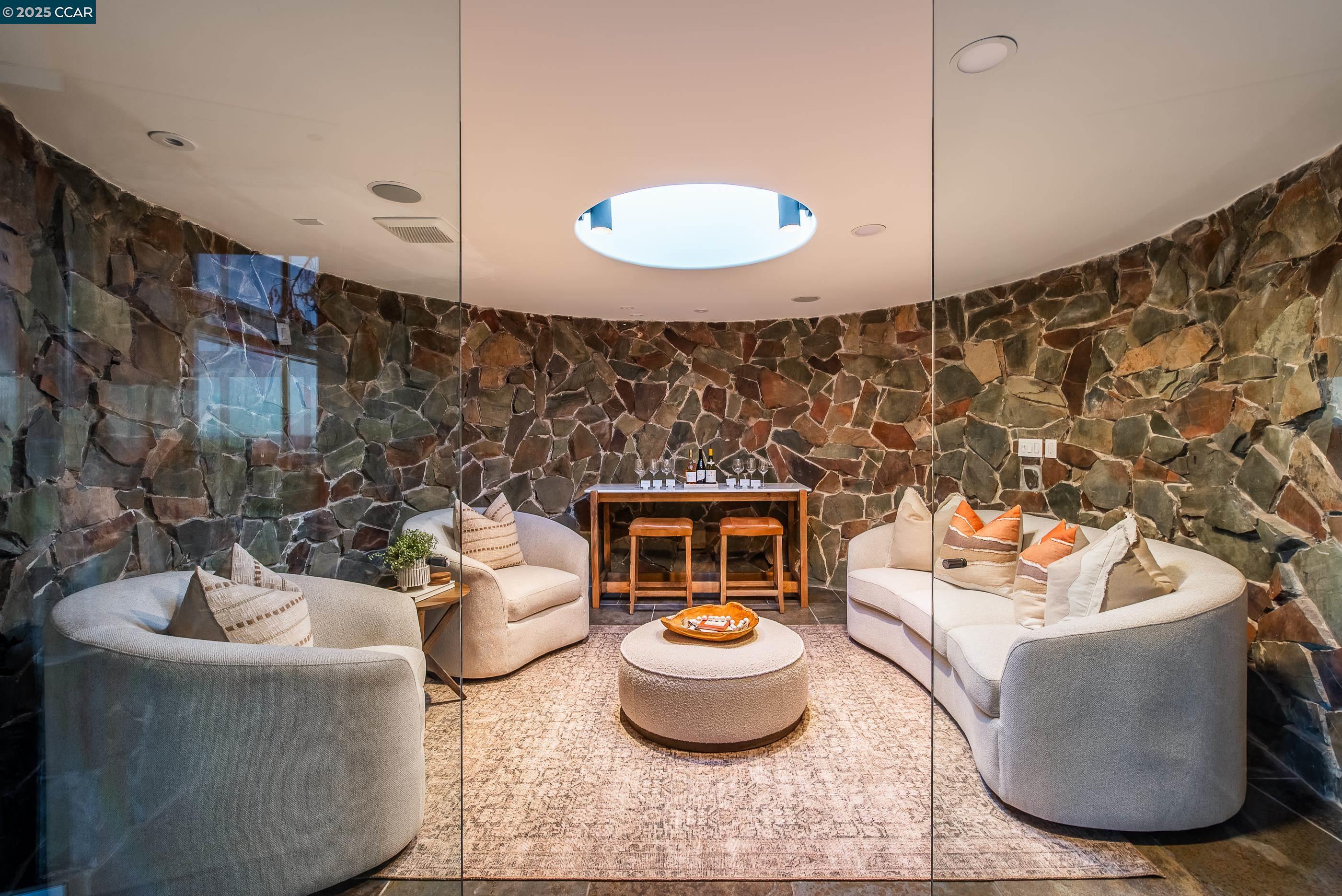 Detail Gallery Image 10 of 55 For 101 Greenbank Drive, Lafayette,  CA 94549 - 8 Beds | 8/1 Baths