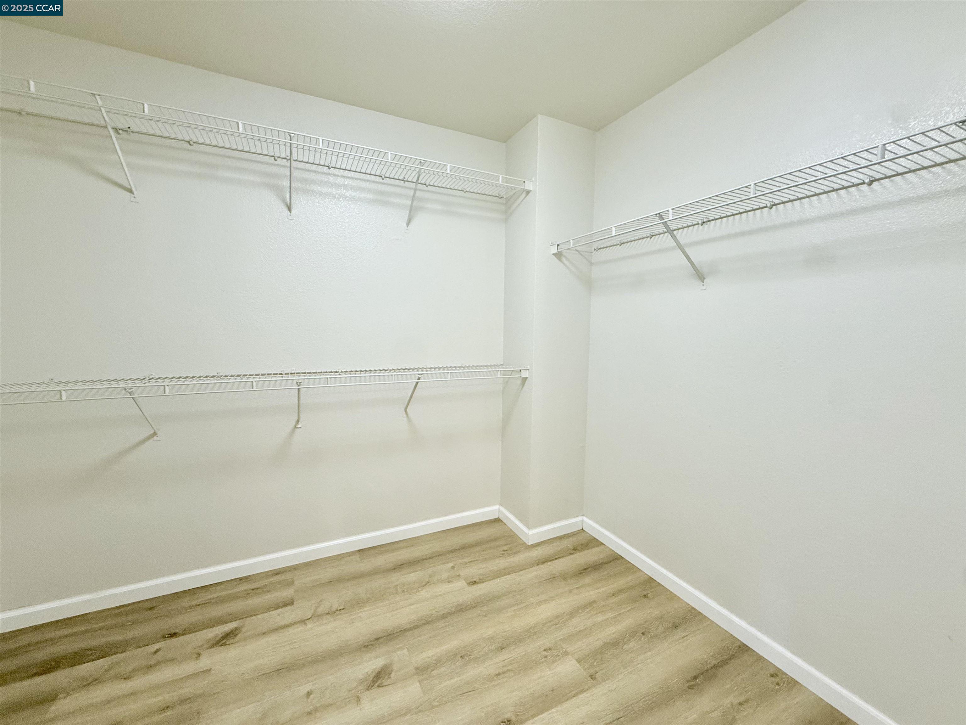 Detail Gallery Image 16 of 21 For 815 Spring Mountain Ln, American Canyon,  CA 94503 - 3 Beds | 2/1 Baths