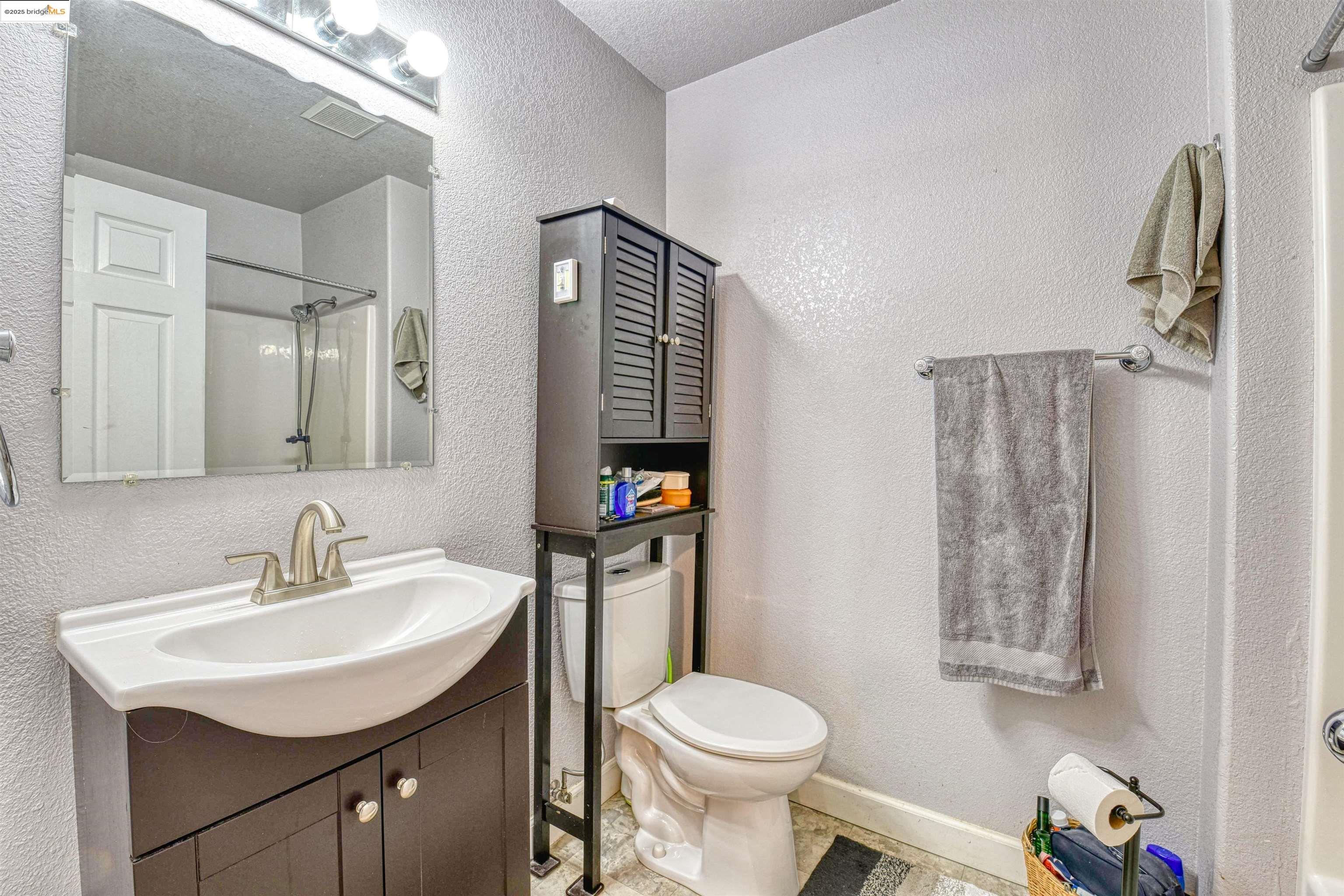 Detail Gallery Image 11 of 16 For 20538 Nob Hill Cr, Groveland,  CA 95321-9576 - 3 Beds | 2 Baths