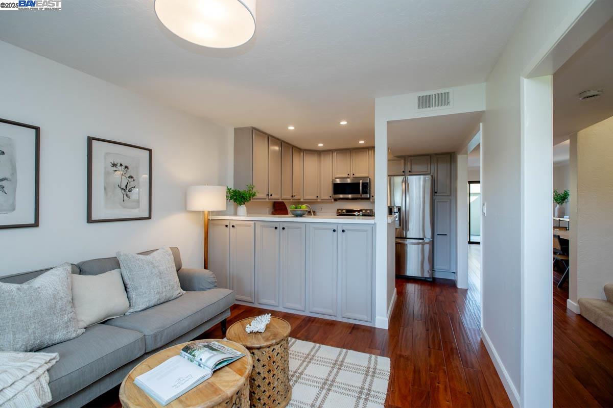 Photo #17: 41113191 Listing: Photo #17