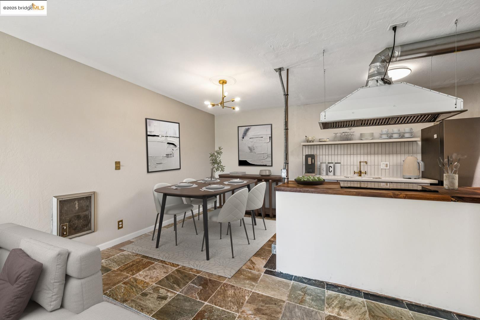 Photo #2: 41113195 Listing 