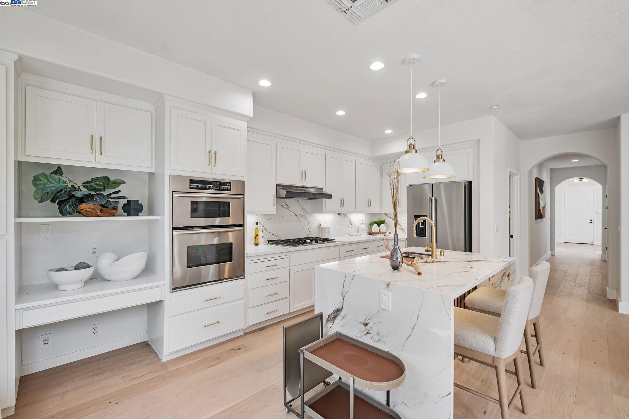 Detail Gallery Image 16 of 49 For 37811 Fernwood Ct, Fremont,  CA 94538 - 5 Beds | 3 Baths