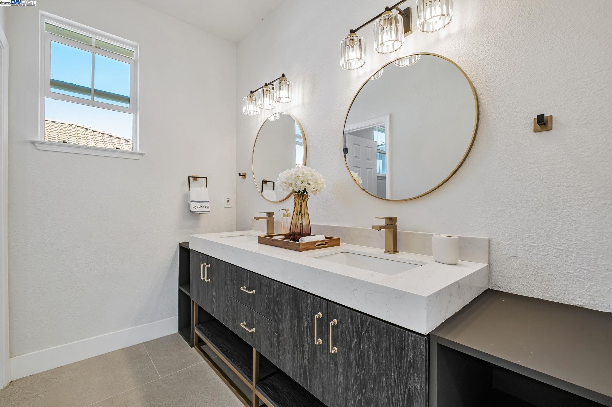 Detail Gallery Image 32 of 49 For 37811 Fernwood Ct, Fremont,  CA 94538 - 5 Beds | 3 Baths