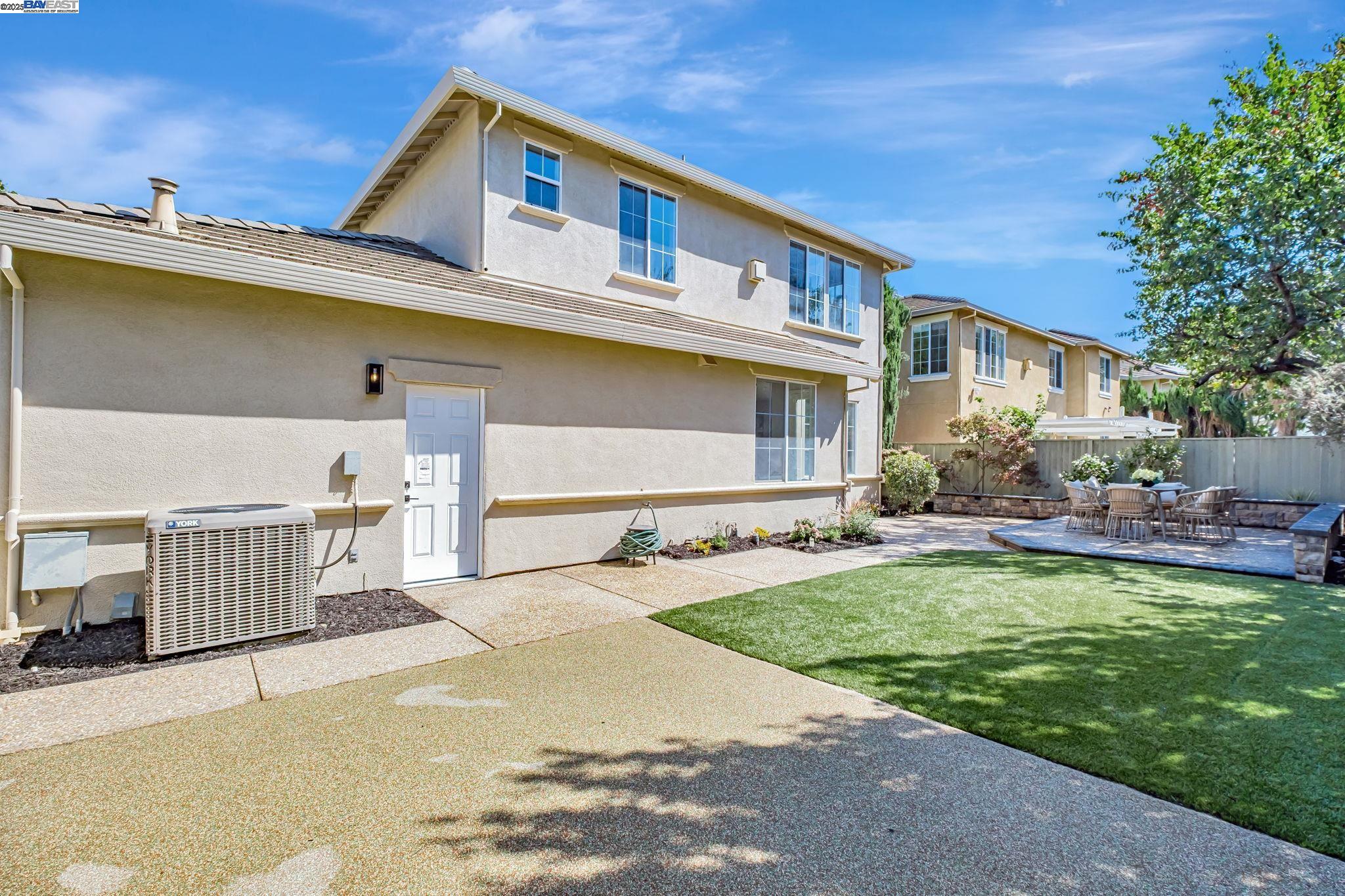 Detail Gallery Image 42 of 49 For 37811 Fernwood Ct, Fremont,  CA 94538 - 5 Beds | 3 Baths