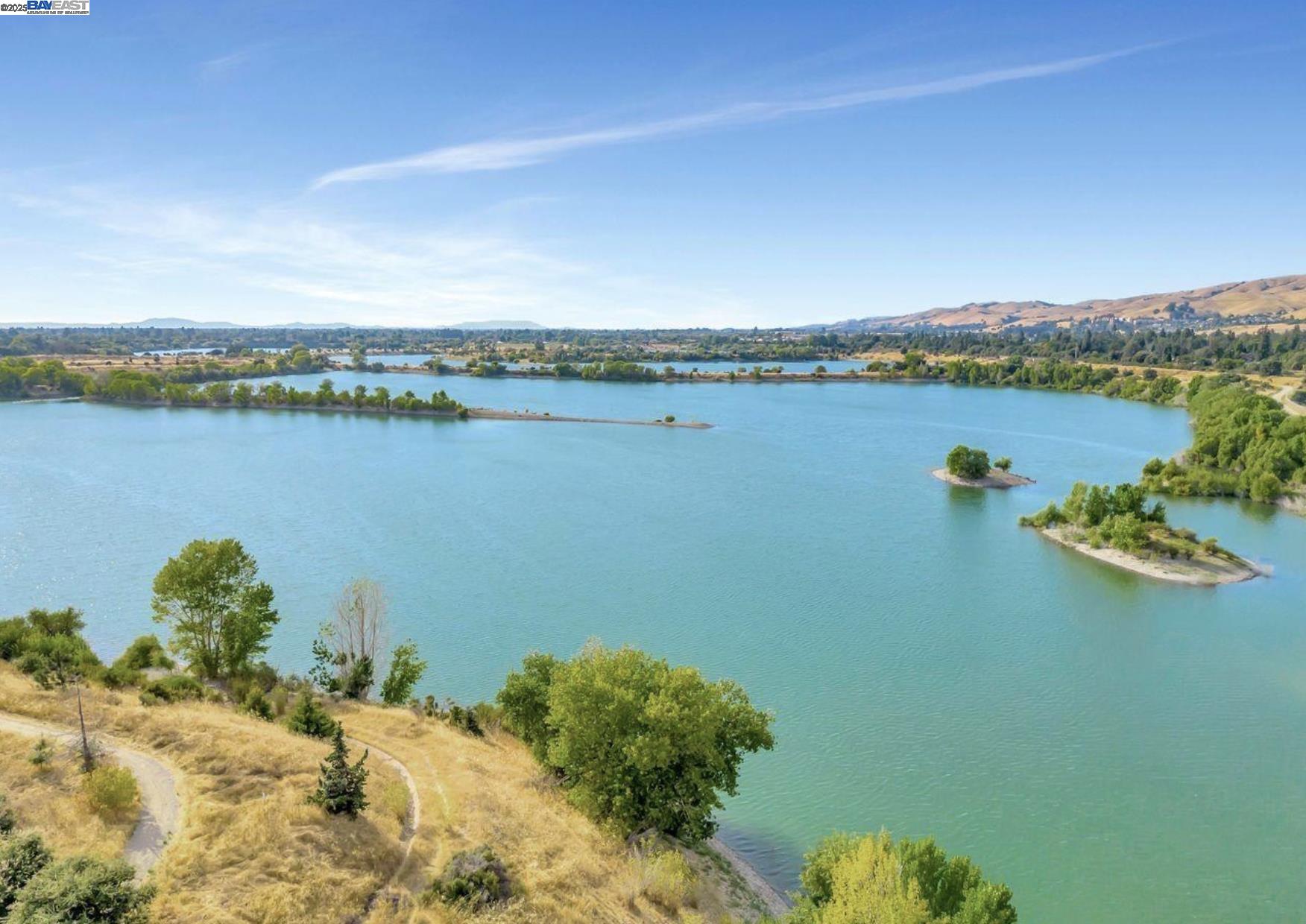 Detail Gallery Image 49 of 49 For 37811 Fernwood Ct, Fremont,  CA 94538 - 5 Beds | 3 Baths