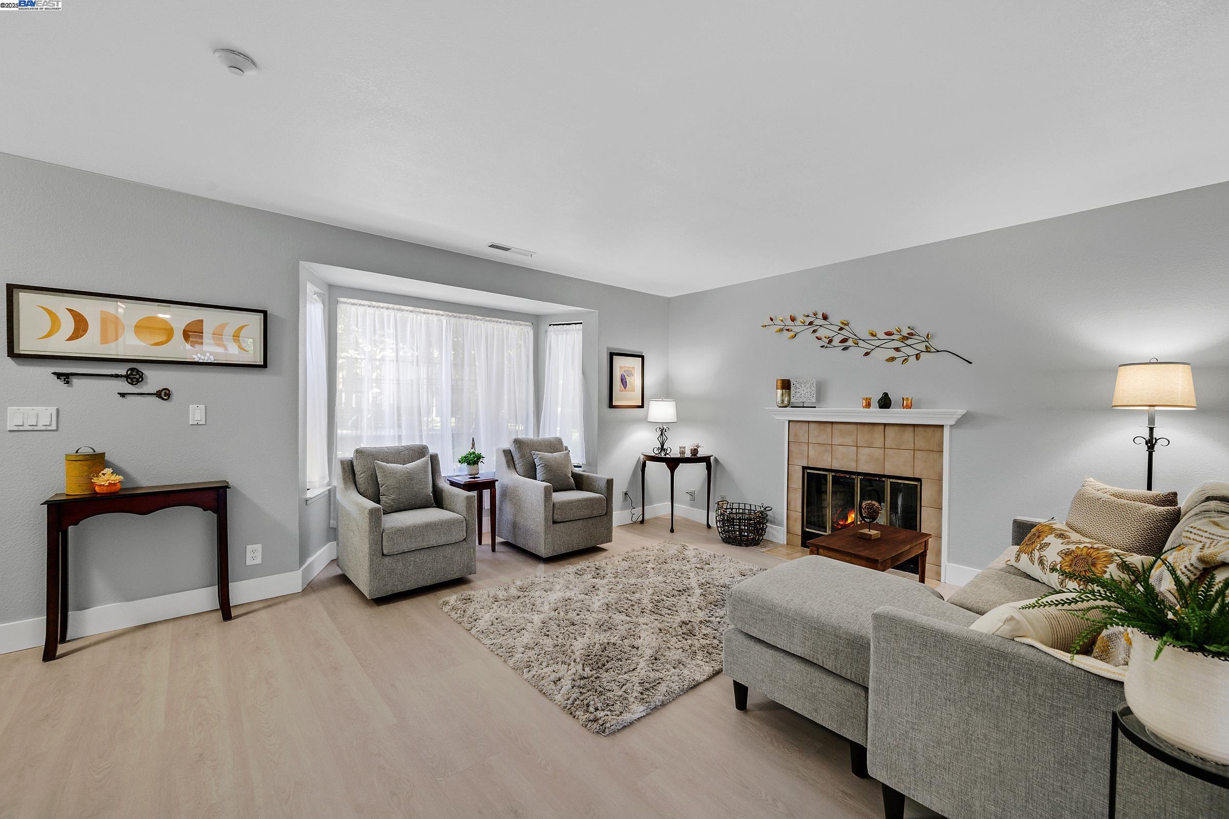 Photo #4: 41113215 Listing 