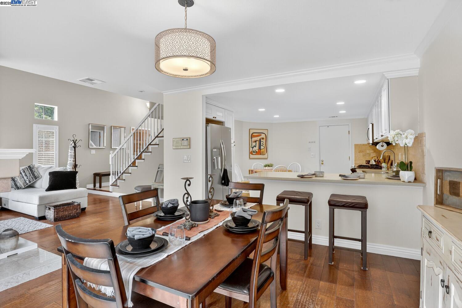 Detail Gallery Image 12 of 37 For 214 Bellflower Dr, San Ramon,  CA 94582 - 3 Beds | 2/1 Baths