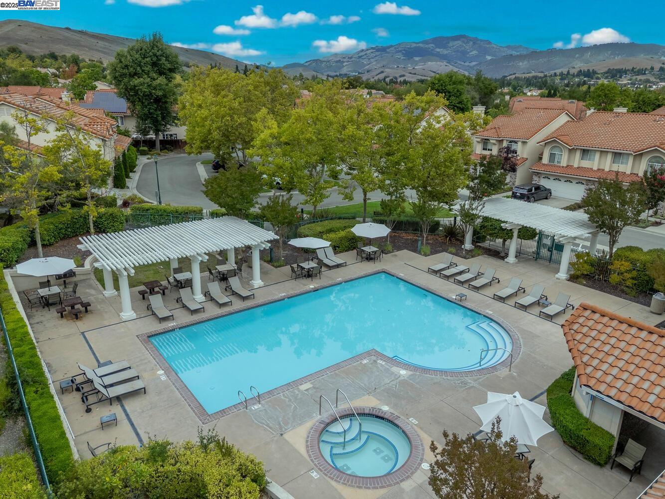 Detail Gallery Image 36 of 37 For 214 Bellflower Dr, San Ramon,  CA 94582 - 3 Beds | 2/1 Baths