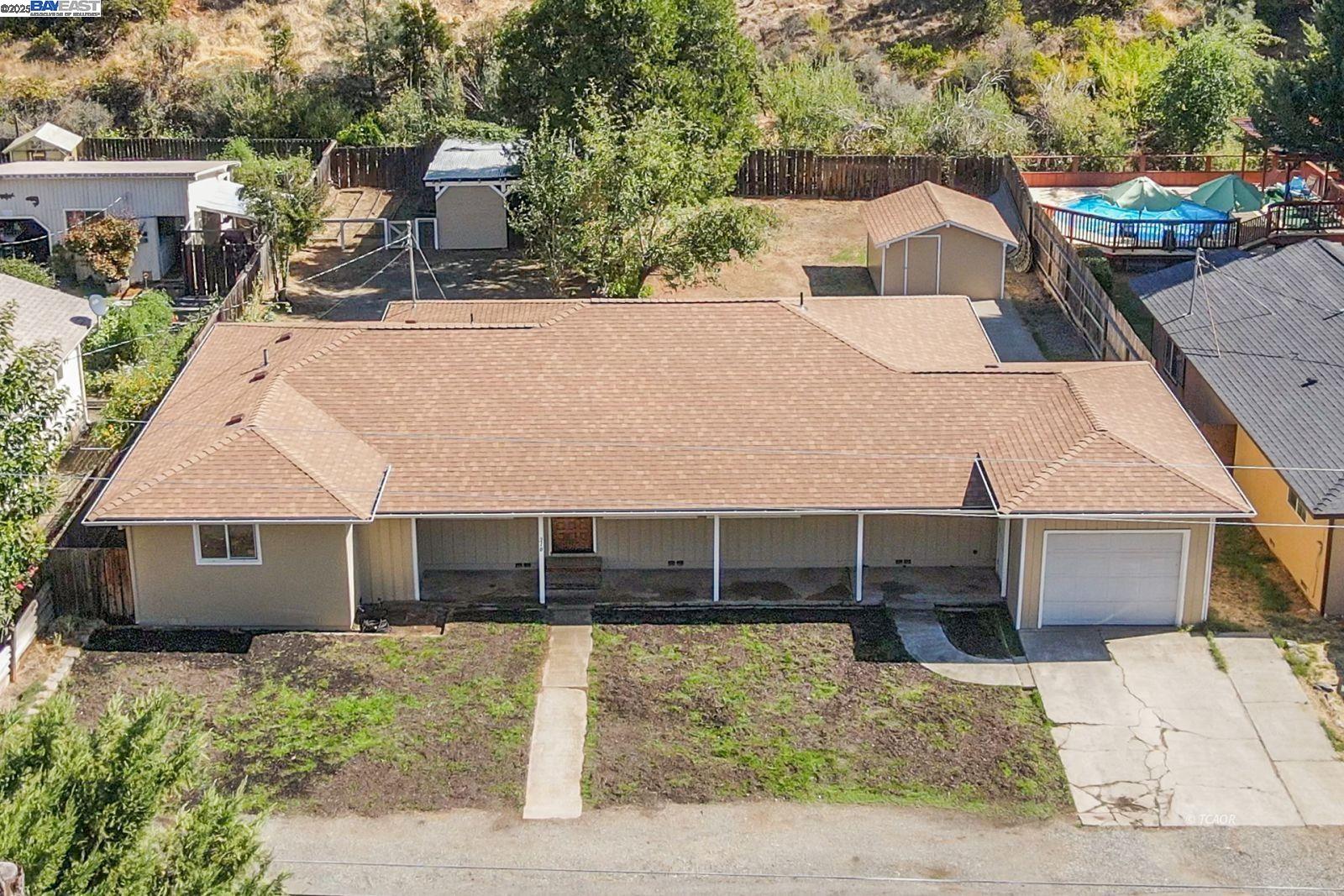 Detail Gallery Image 6 of 47 For 310 Barbara Ave., Weaverville,  CA 96093 - 3 Beds | 2 Baths