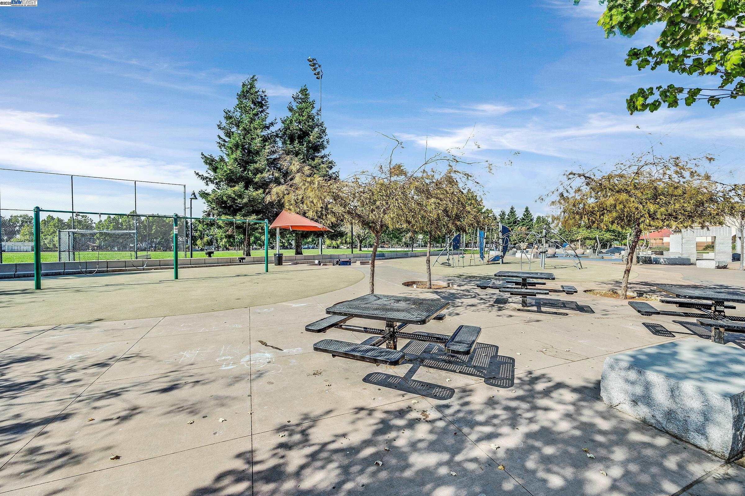 Detail Gallery Image 32 of 38 For 22759 Filbert St, Hayward,  CA 94541 - 3 Beds | 3/1 Baths