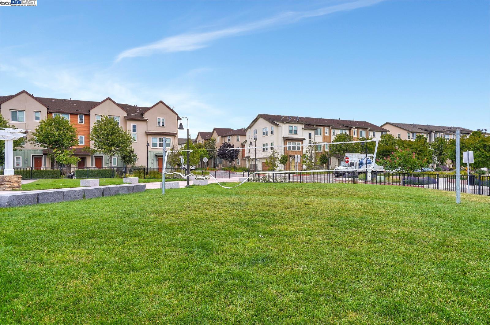 Detail Gallery Image 36 of 38 For 22759 Filbert St, Hayward,  CA 94541 - 3 Beds | 3/1 Baths