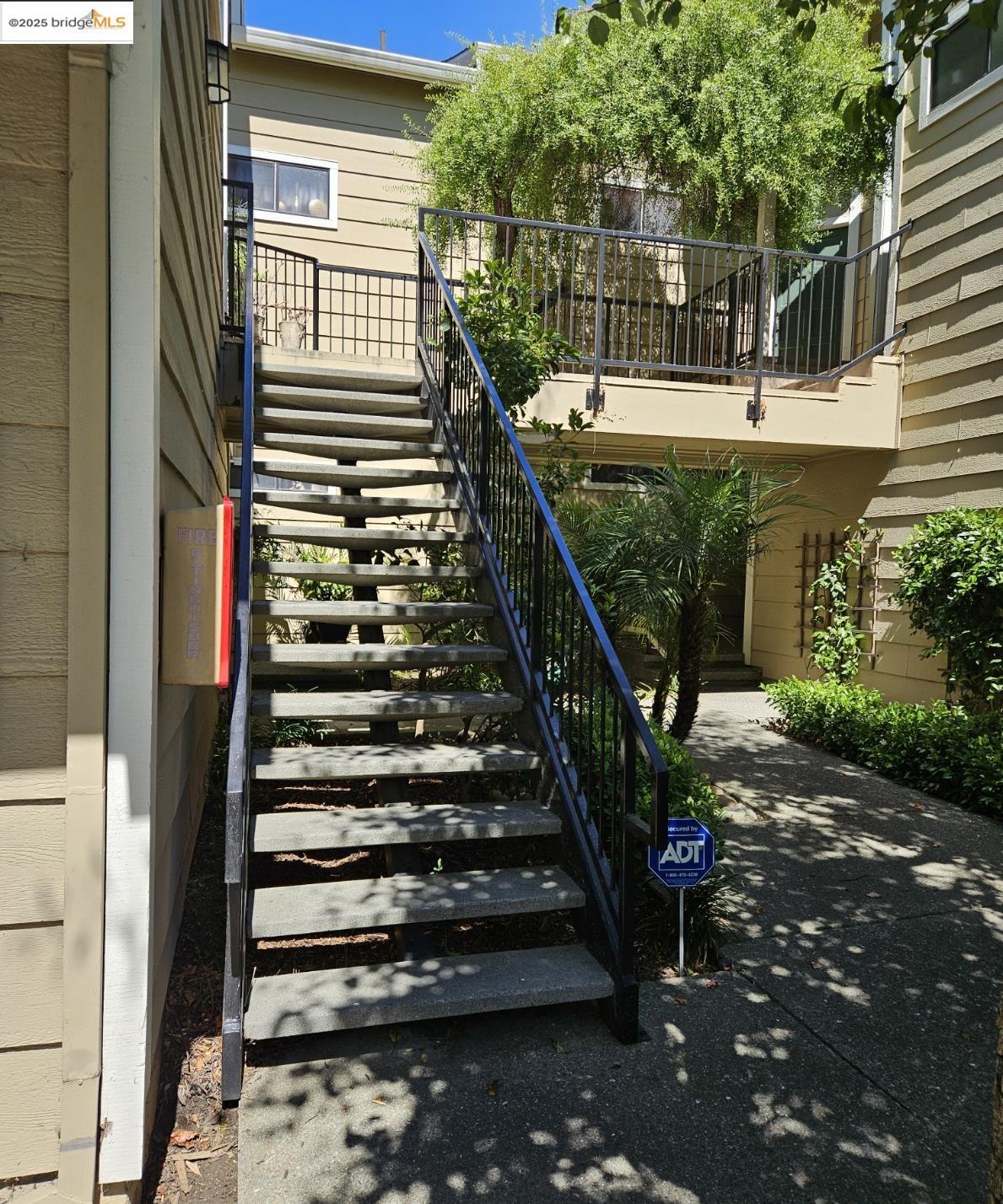Photo #8: 41113257 Listing: Photo #8