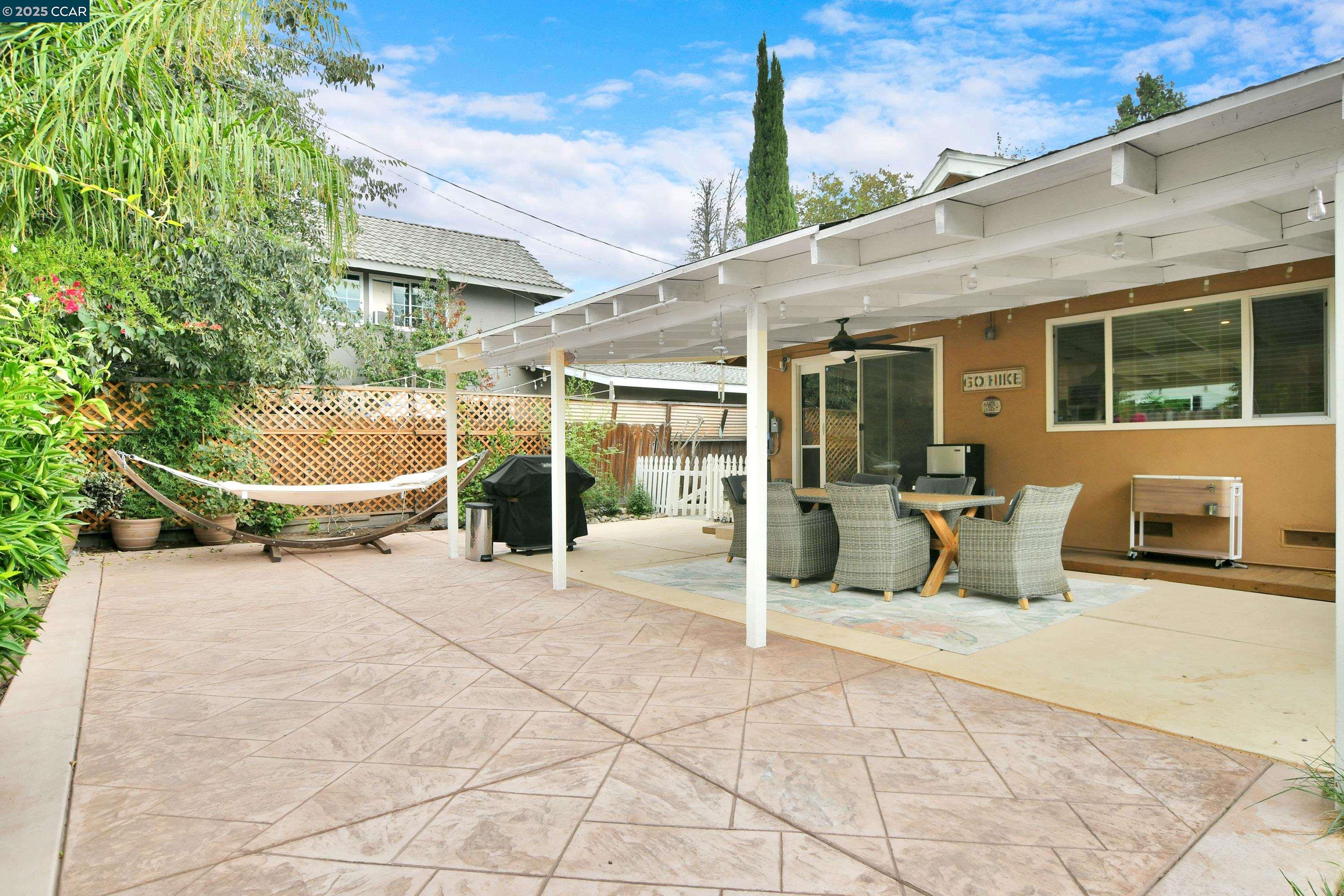 Detail Gallery Image 24 of 30 For 2941 Cabrillo Dr, Tracy,  CA 95376 - 3 Beds | 2 Baths