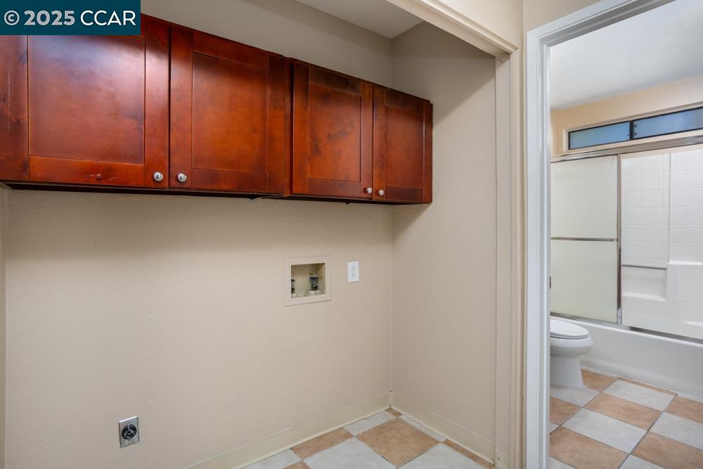 Detail Gallery Image 6 of 23 For 5025 Martin St, Oakley,  CA 94561 - 4 Beds | 3 Baths