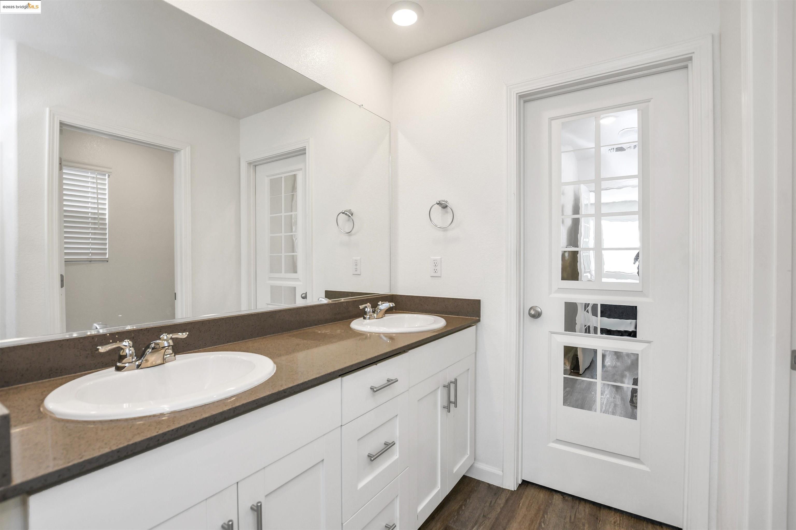 Detail Gallery Image 25 of 31 For 1413 Santini Ave, Manteca,  CA 95336 - 4 Beds | 2/1 Baths