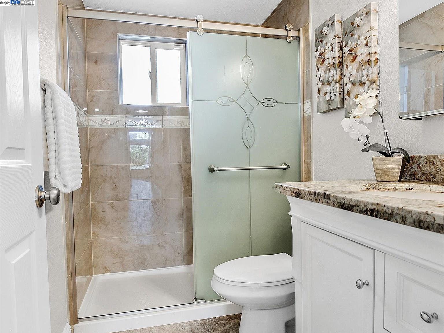 Detail Gallery Image 28 of 31 For 27584 La Porte Ave, Hayward,  CA 94545 - 3 Beds | 2 Baths