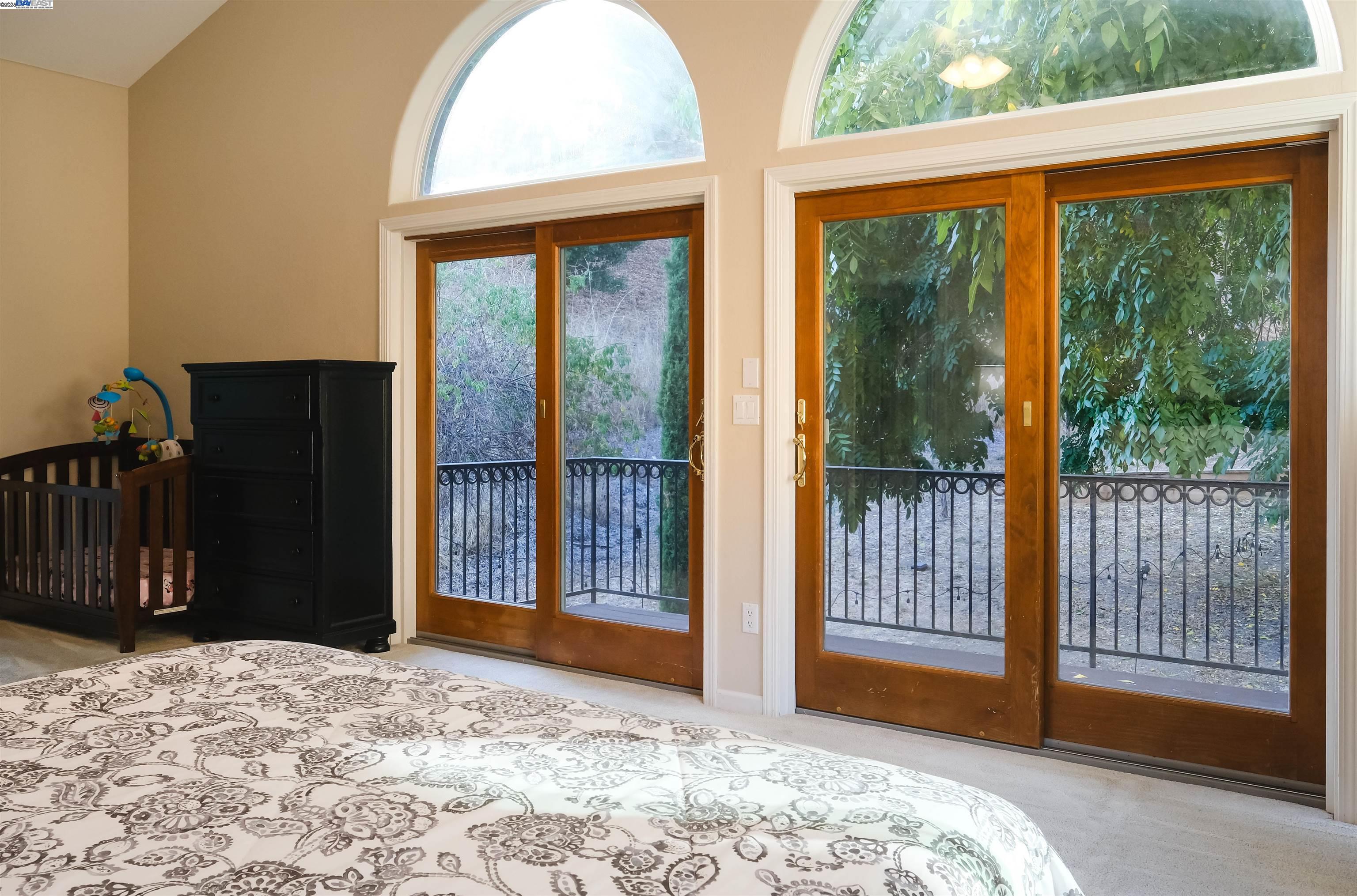 Detail Gallery Image 14 of 53 For 5700 Alhambra Valley Rd, Martinez,  CA 94553 - 4 Beds | 4 Baths