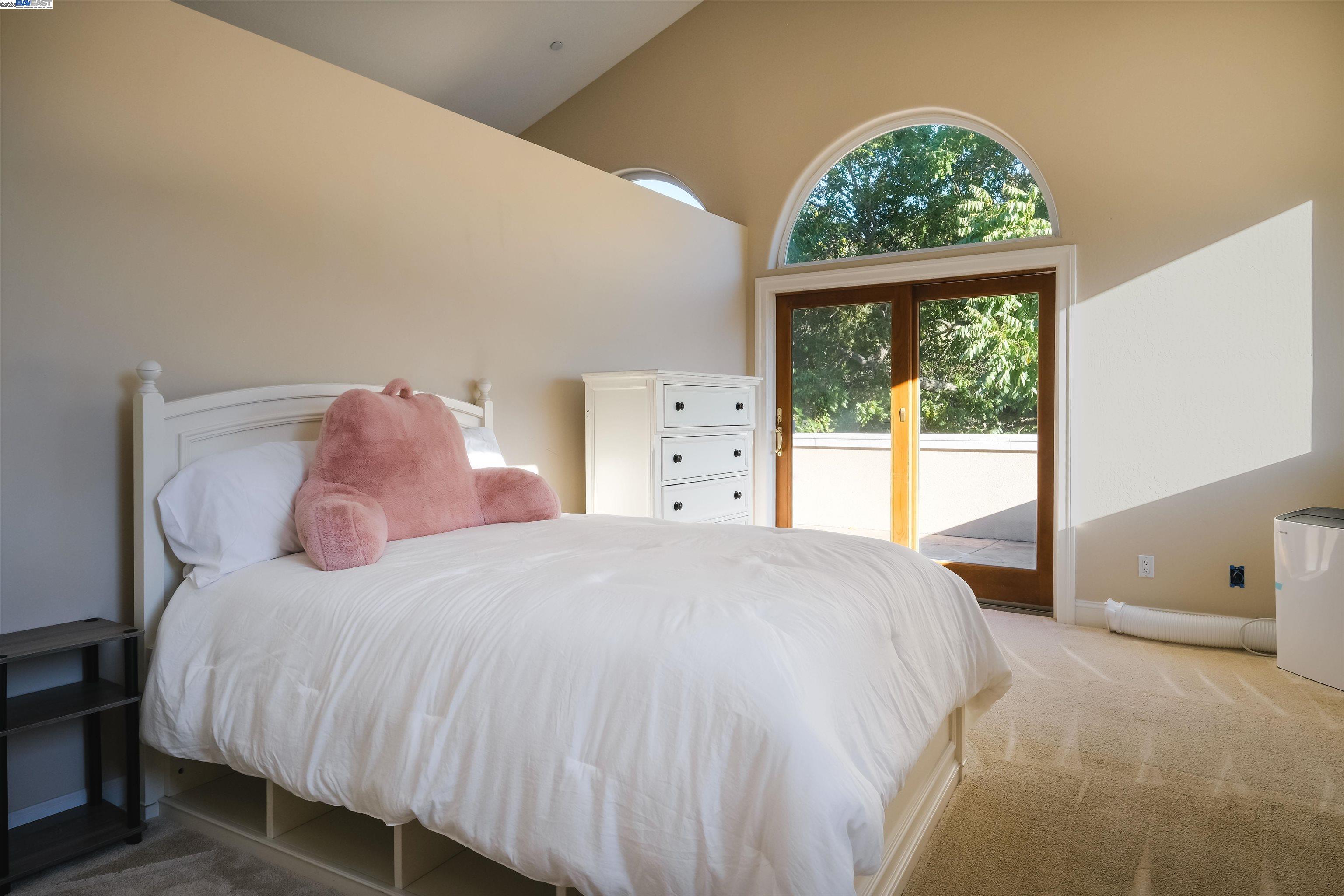 Detail Gallery Image 22 of 53 For 5700 Alhambra Valley Rd, Martinez,  CA 94553 - 4 Beds | 4 Baths