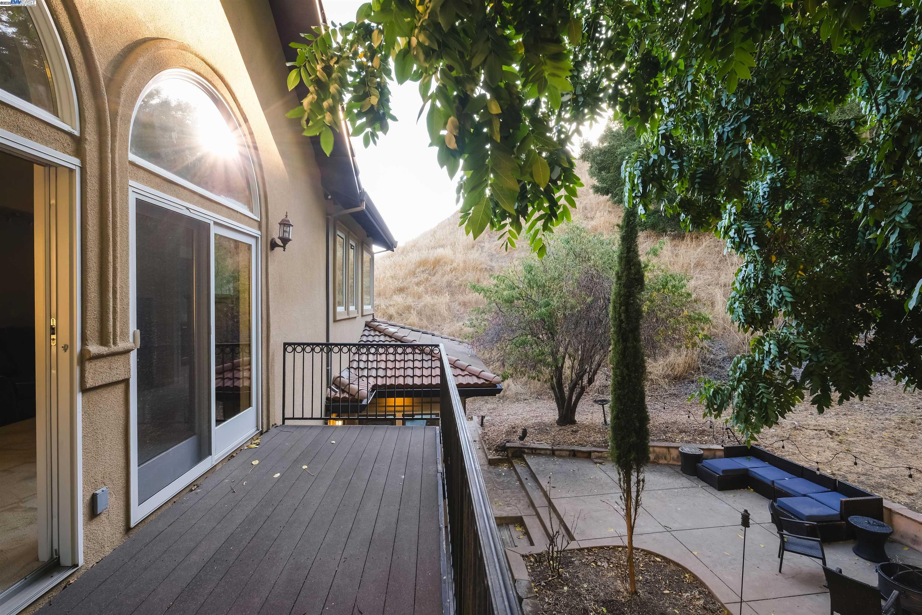 Detail Gallery Image 37 of 53 For 5700 Alhambra Valley Rd, Martinez,  CA 94553 - 4 Beds | 4 Baths