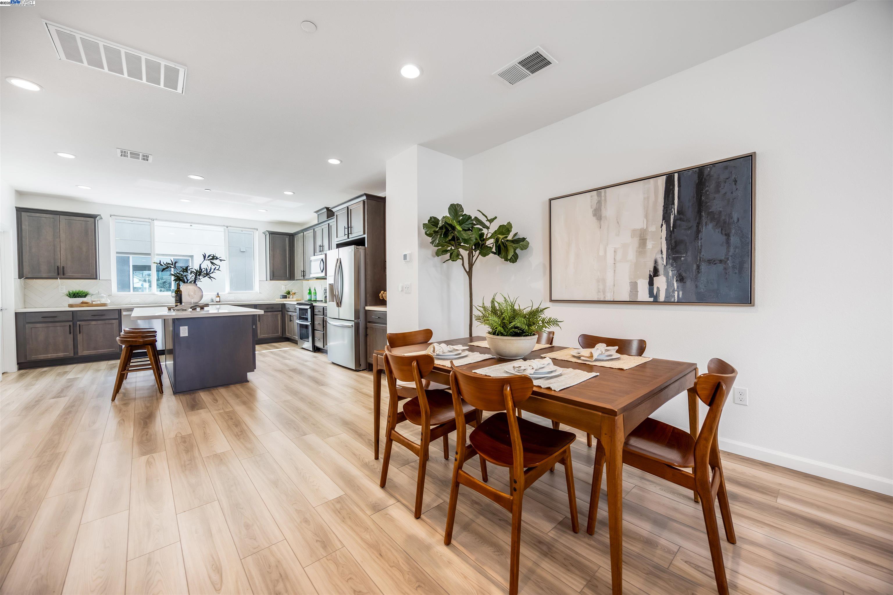 Photo #6: 41113297 Listing 