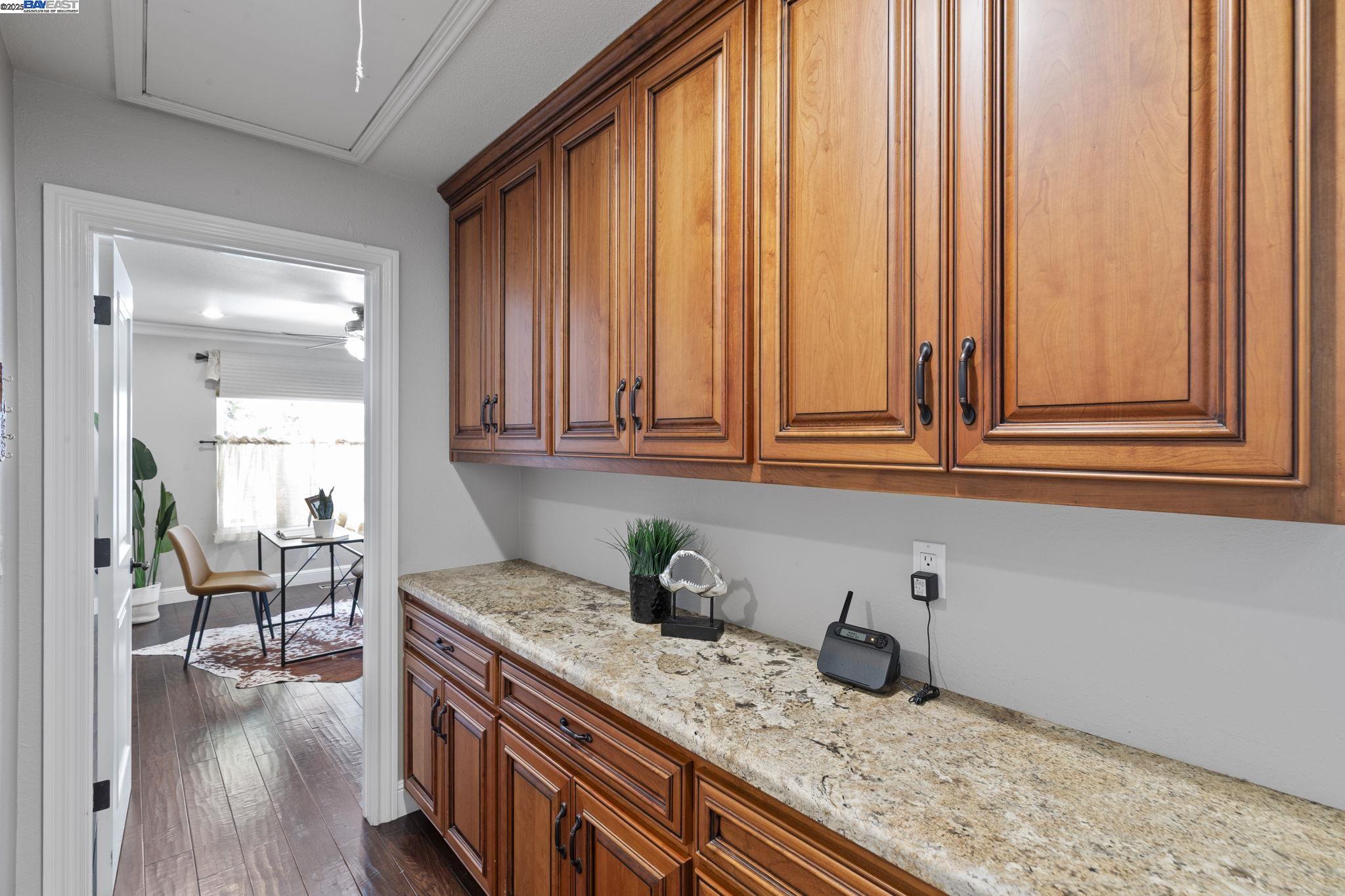 Detail Gallery Image 31 of 54 For 820 Pinehurst Pl, San Ramon,  CA 94583 - 4 Beds | 2 Baths