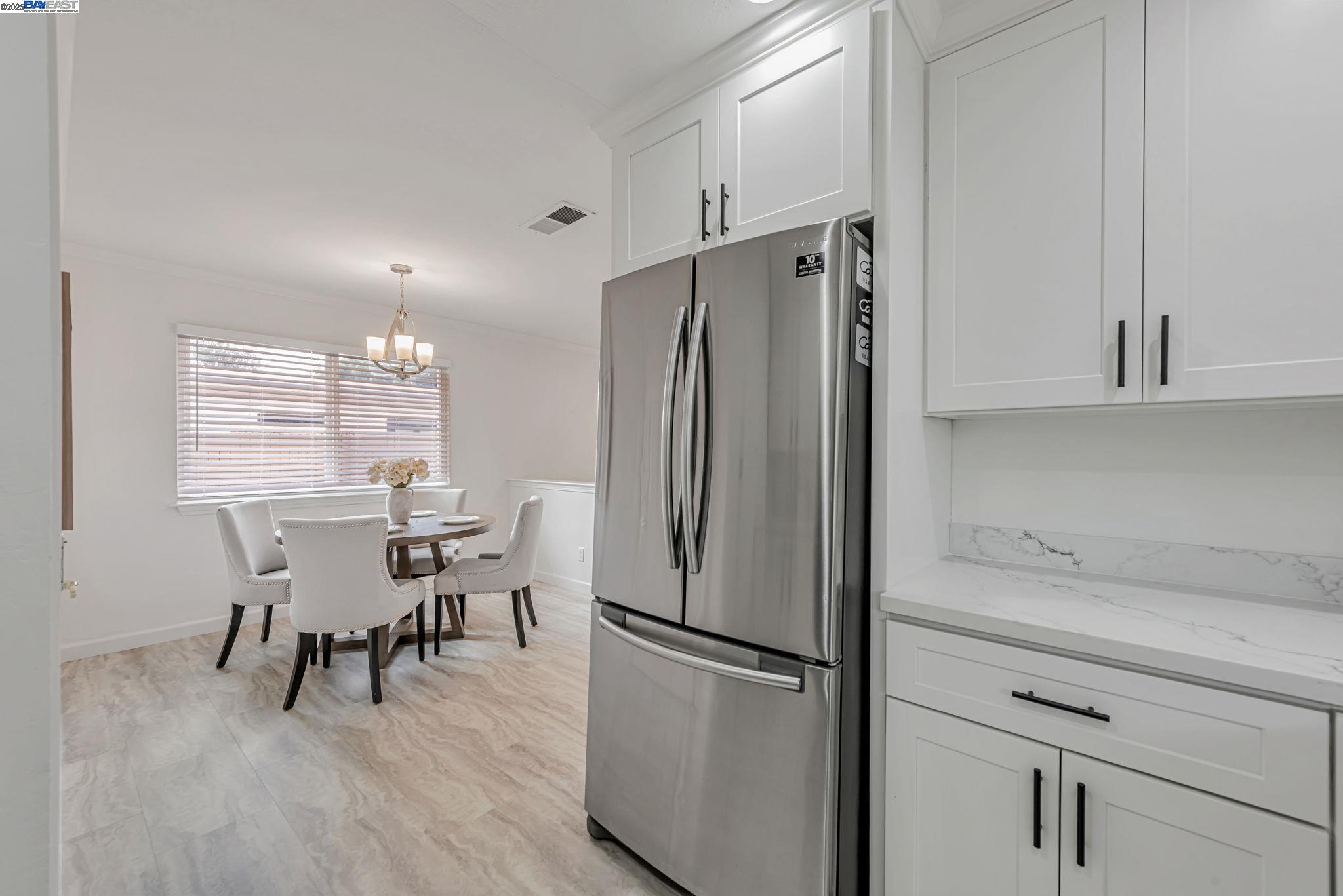 Detail Gallery Image 14 of 40 For 38131 Acacia St., Fremont,  CA 94536-3903 - 3 Beds | 2 Baths