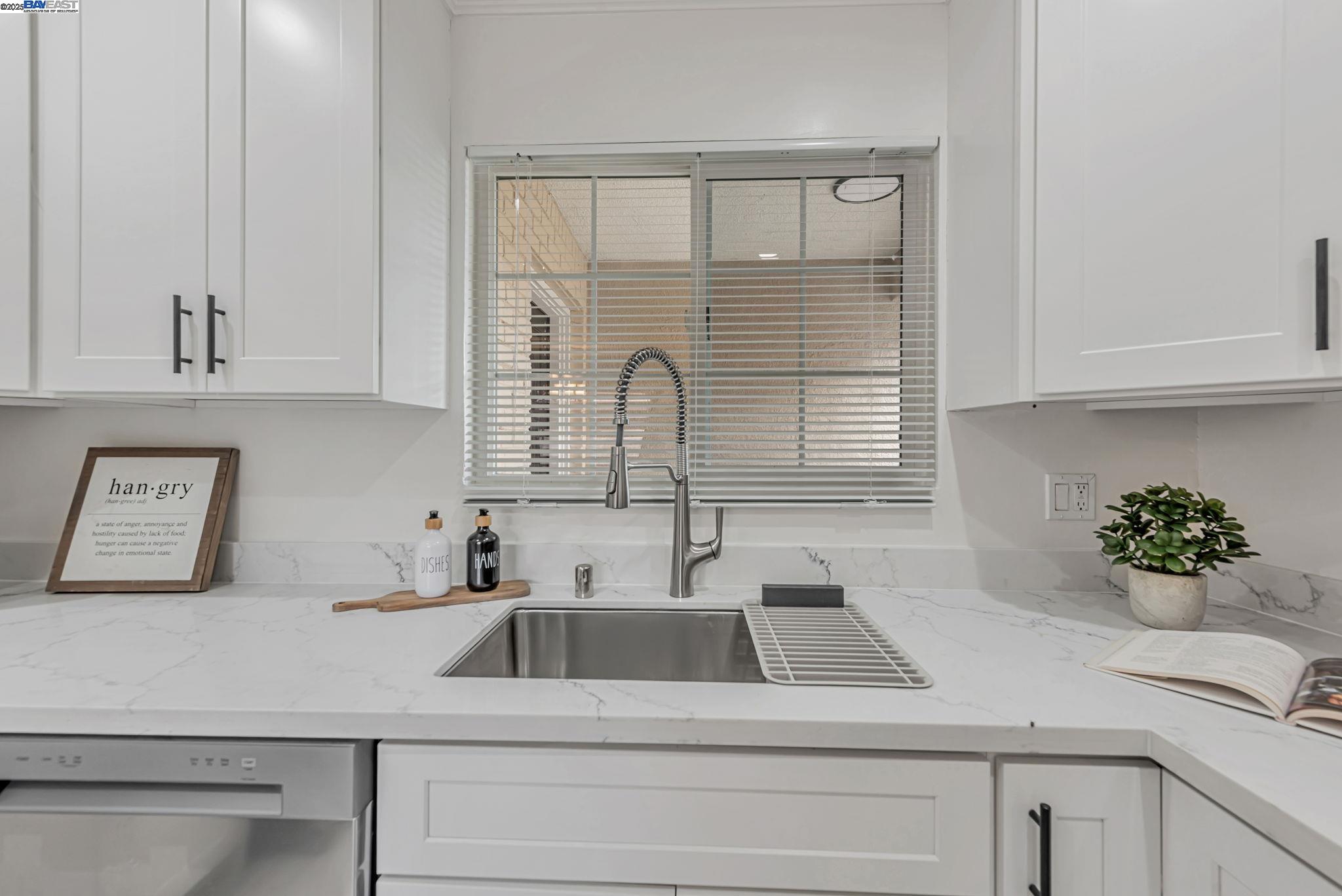 Detail Gallery Image 15 of 40 For 38131 Acacia St., Fremont,  CA 94536-3903 - 3 Beds | 2 Baths