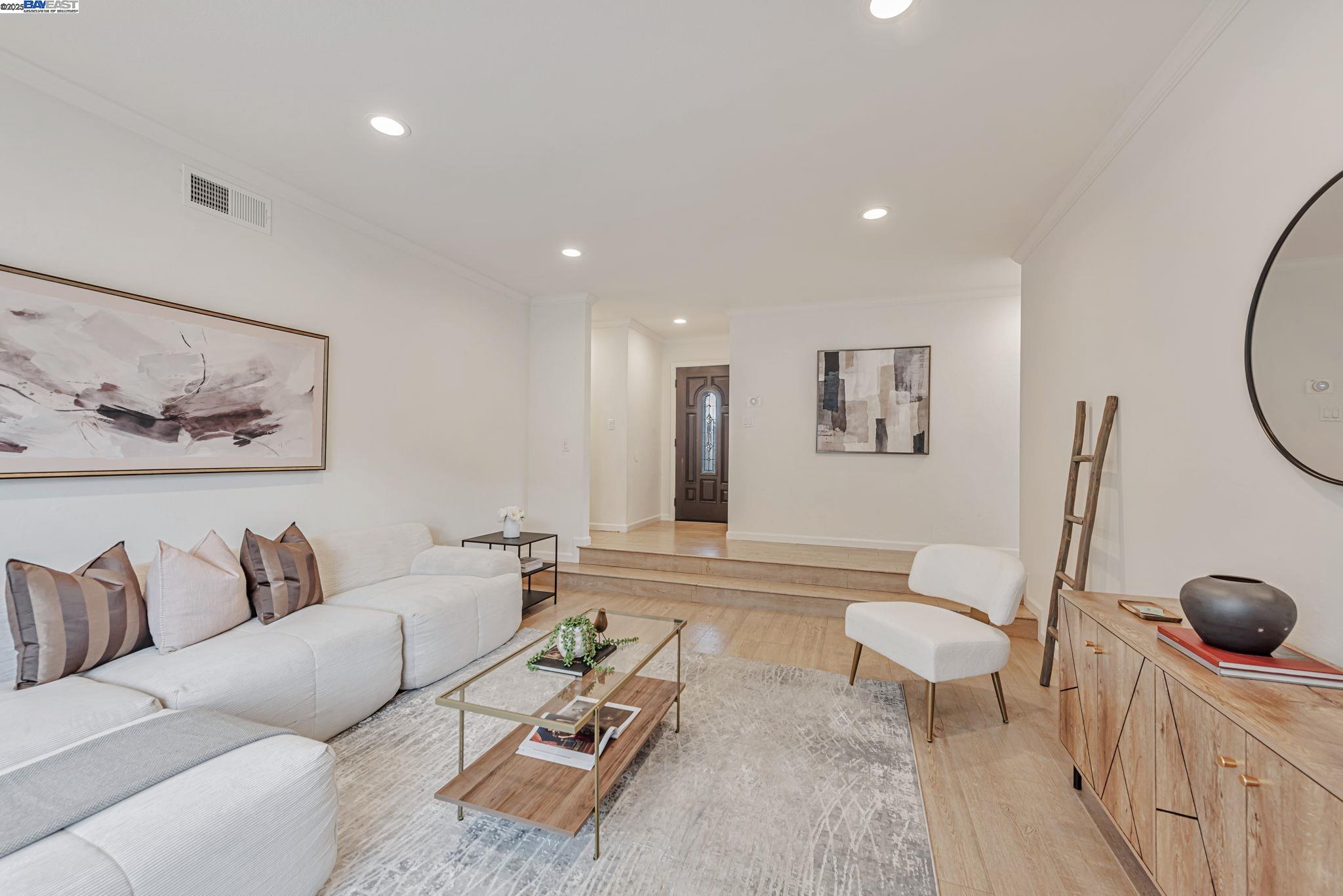 Detail Gallery Image 6 of 40 For 38131 Acacia St., Fremont,  CA 94536-3903 - 3 Beds | 2 Baths