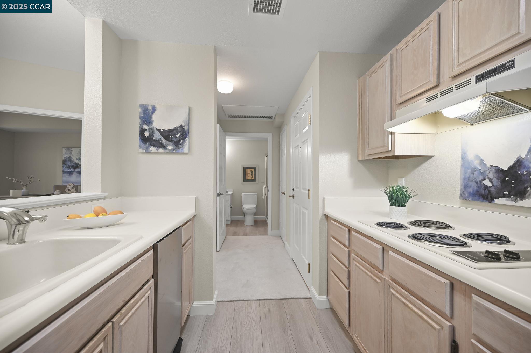 Photo #11: 41113322 Listing: Photo #11