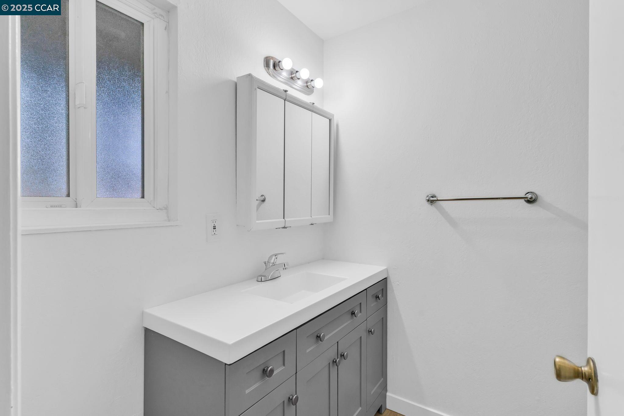 Photo #11: 41113325 Listing: Photo #11