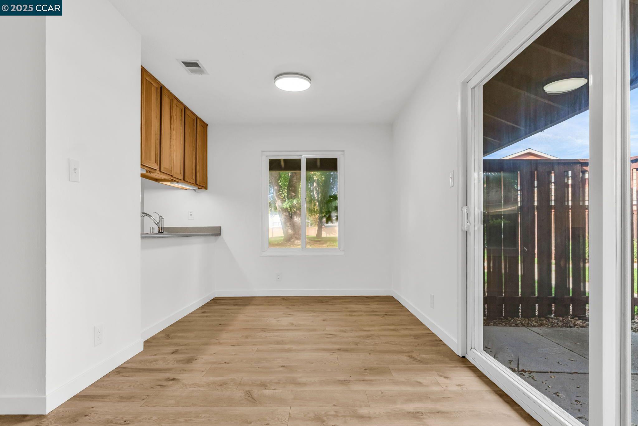 Photo #7: 41113325 Listing: Photo #7