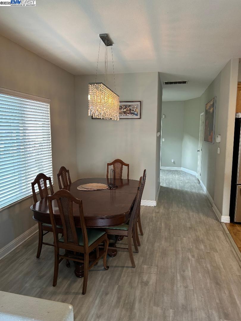 Detail Gallery Image 5 of 7 For 112 Gibson Ave, Bay Point,  CA 94565 - 4 Beds | 3 Baths