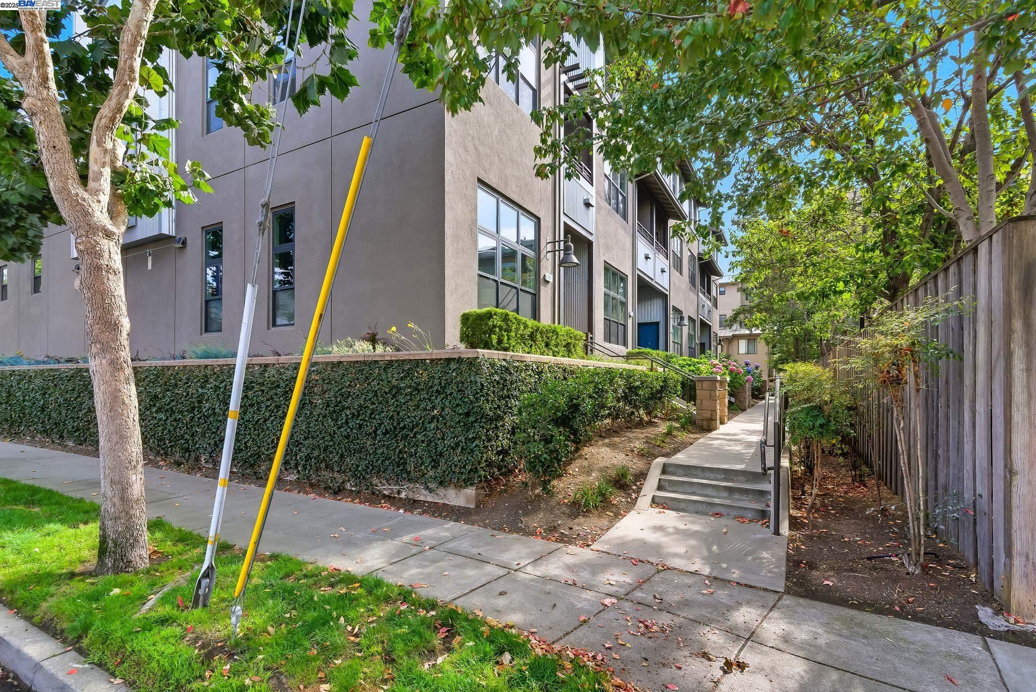 Photo #4: 41113348 Listing: Photo #4