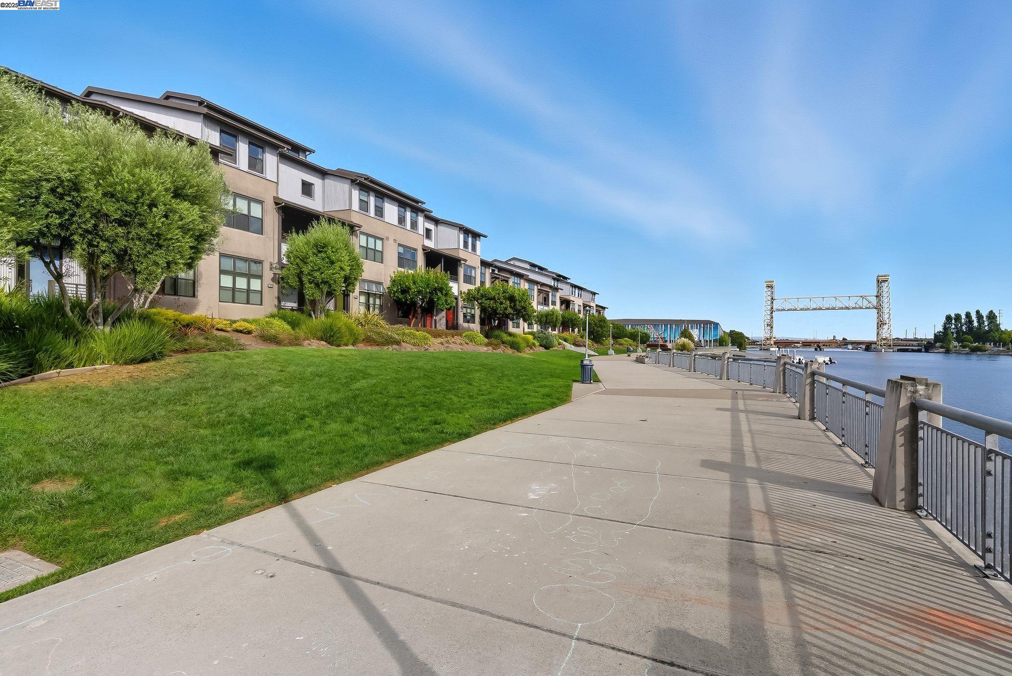 Photo #40: 41113348 Listing: Photo #40