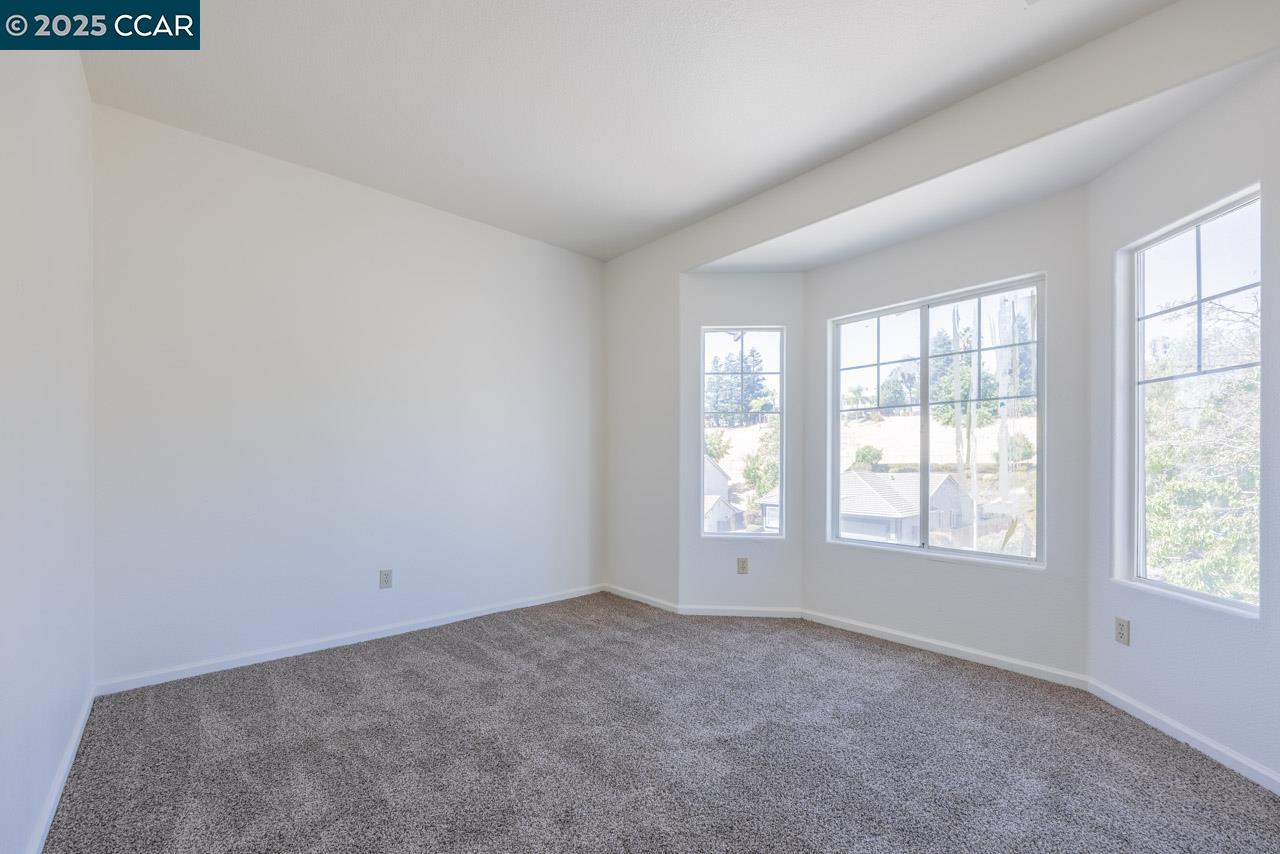 Detail Gallery Image 18 of 28 For 3345 Bear Ridge Way, Antioch,  CA 94531 - 3 Beds | 2/1 Baths