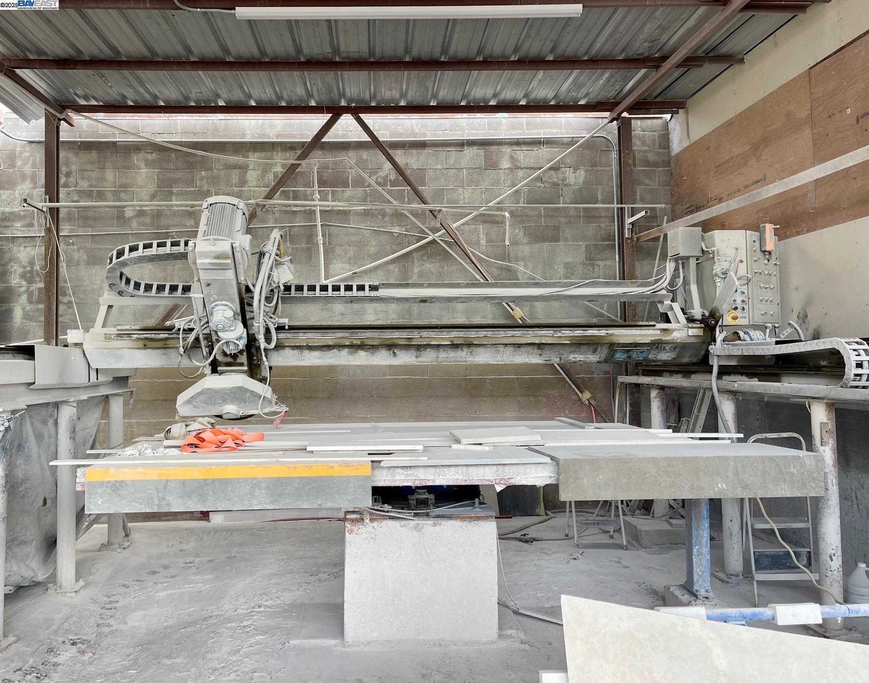 Detail Gallery Image 3 of 8 For 577 Estabrook St, San Leandro,  CA 94577 - – Beds | – Baths