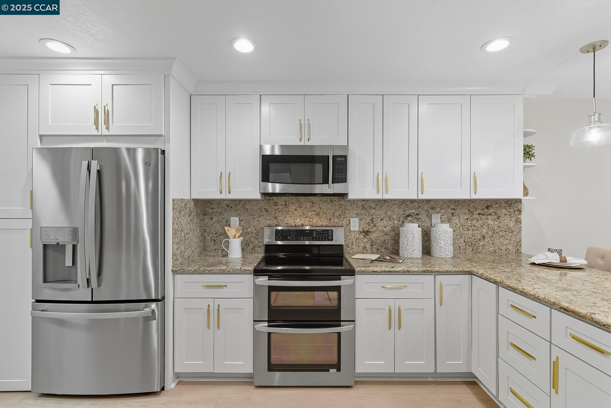 Photo #11: 41113361 Listing: Photo #11