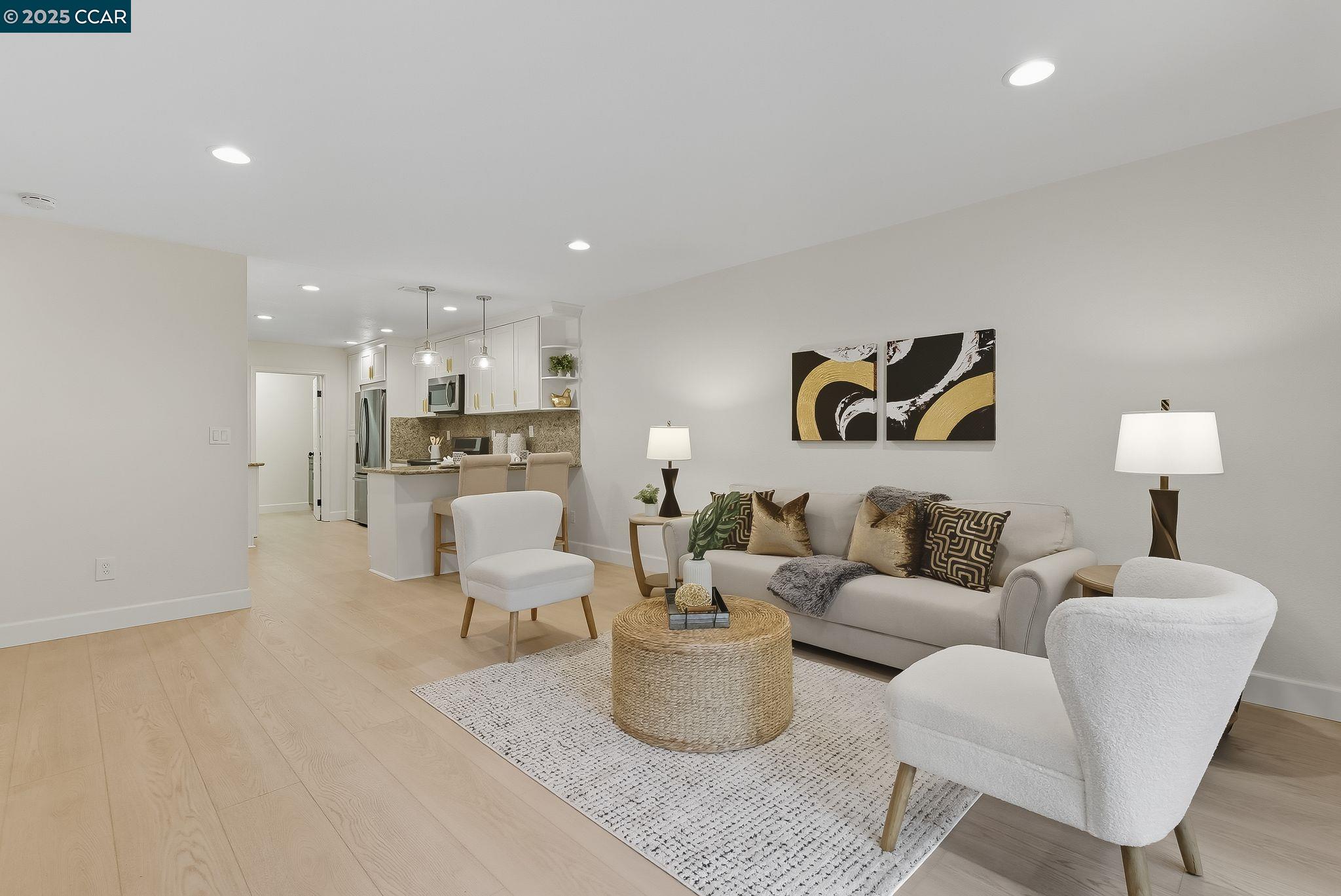 Photo #15: 41113361 Listing: Photo #15